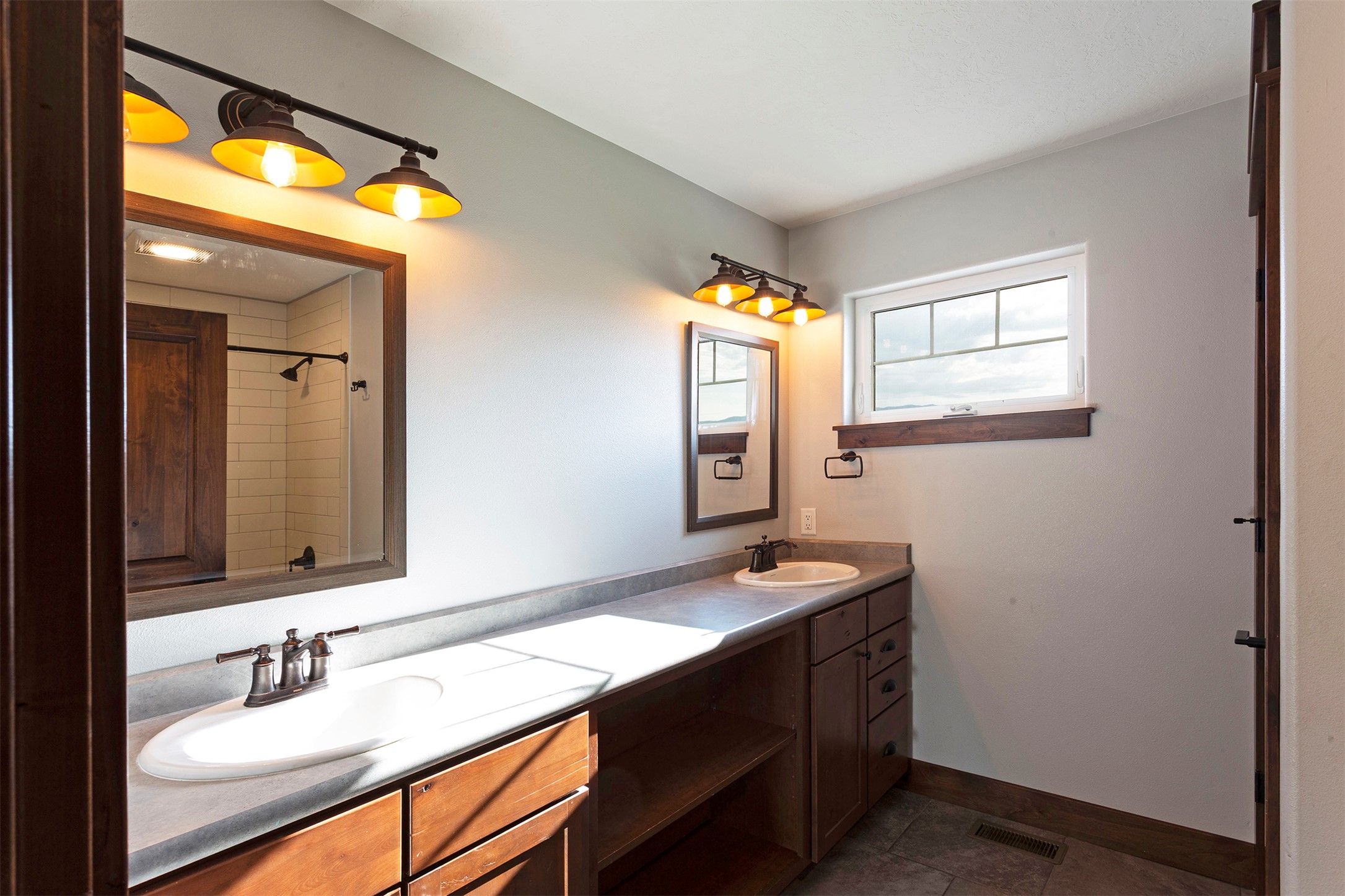 5655 Longview Drive Property Photo 33