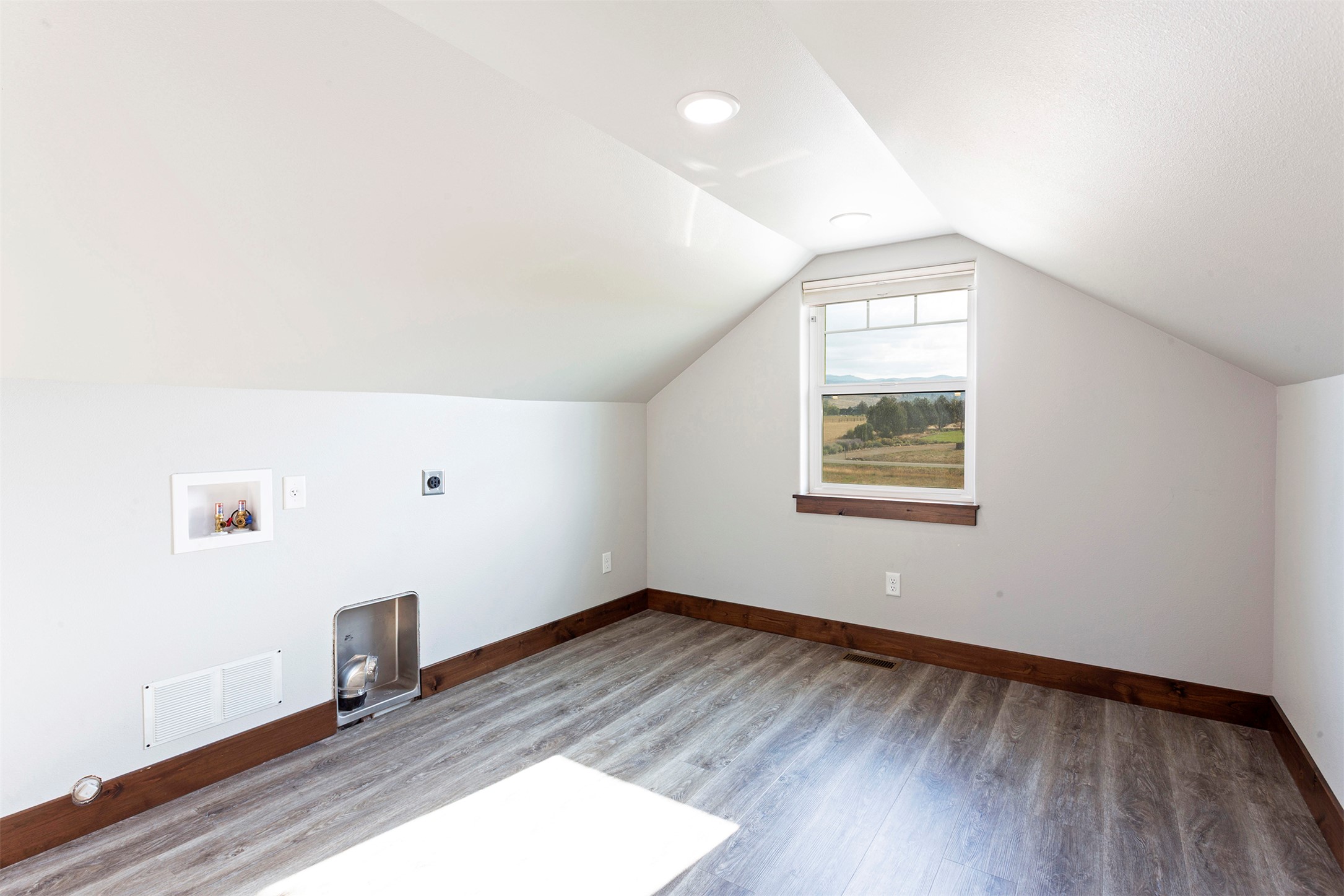 5655 Longview Drive Property Photo 35