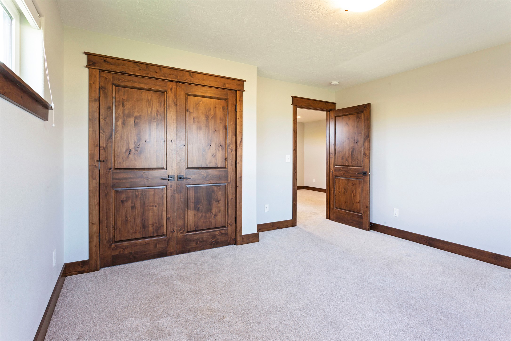 5655 Longview Drive Property Photo 37