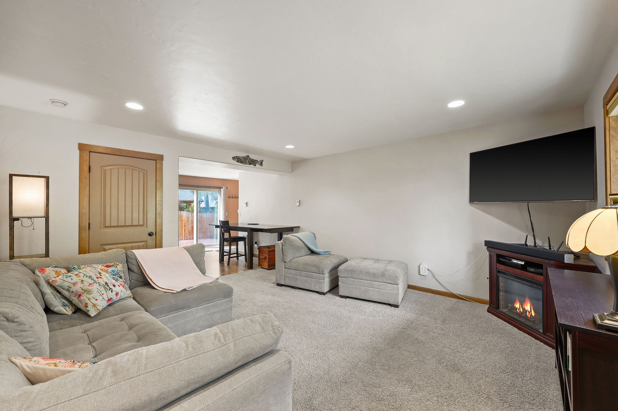 357 W 7th Street 2a Property Photo 11