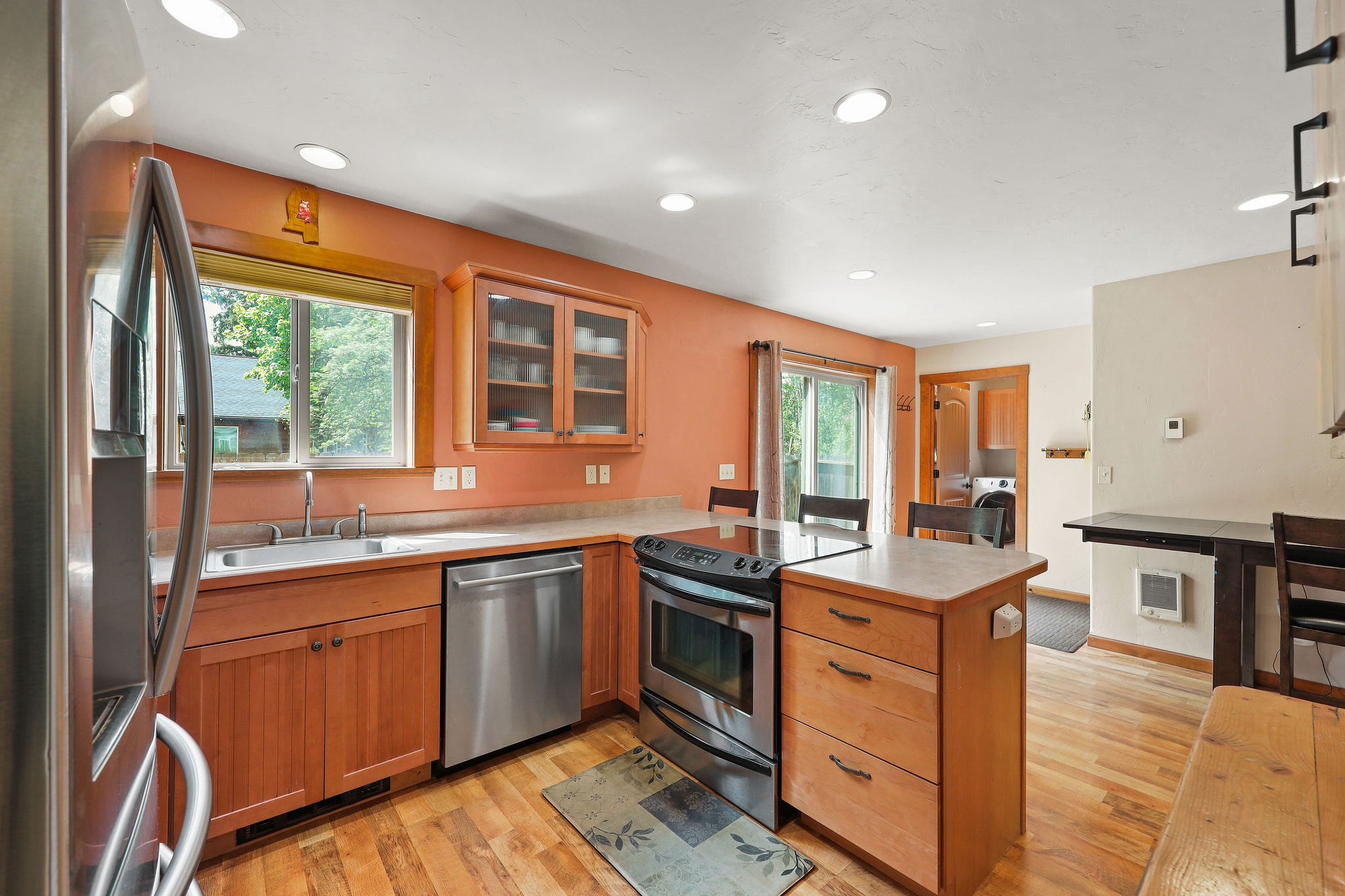357 W 7th Street 2a Property Photo 16