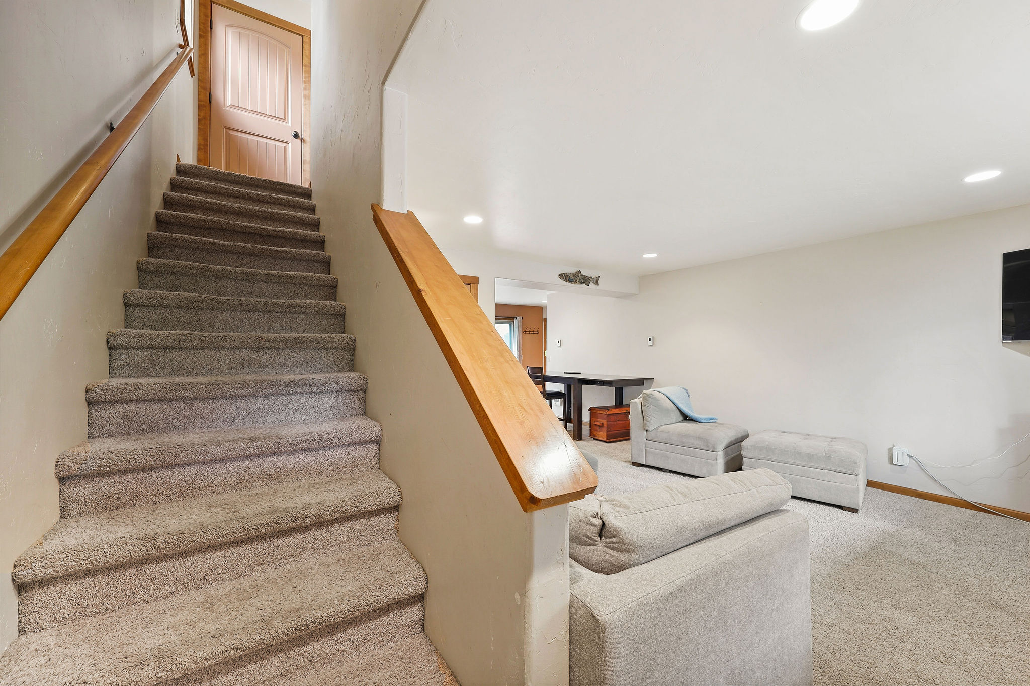 357 W 7th Street 2a Property Photo 20