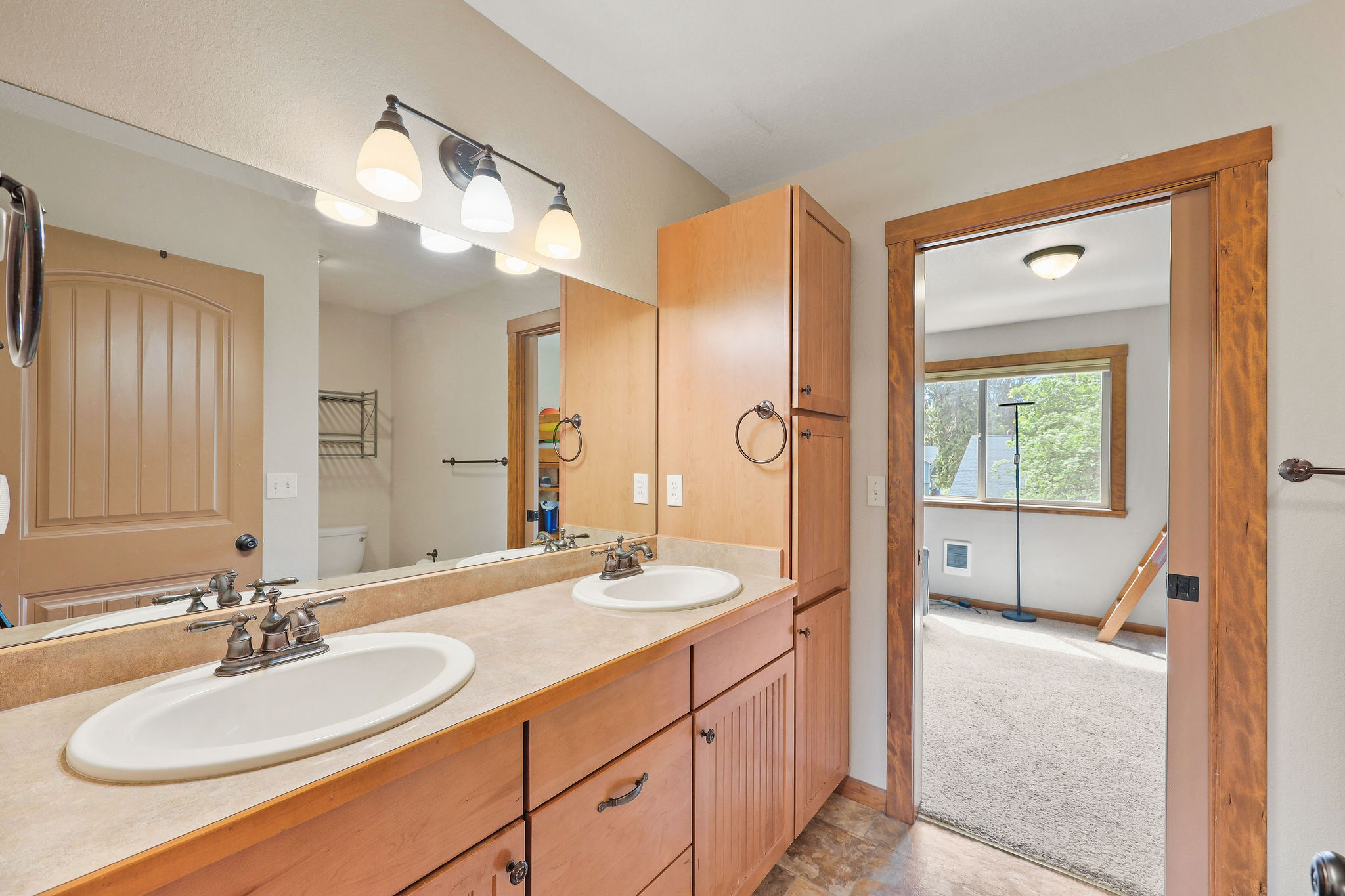 357 W 7th Street 2a Property Photo 24