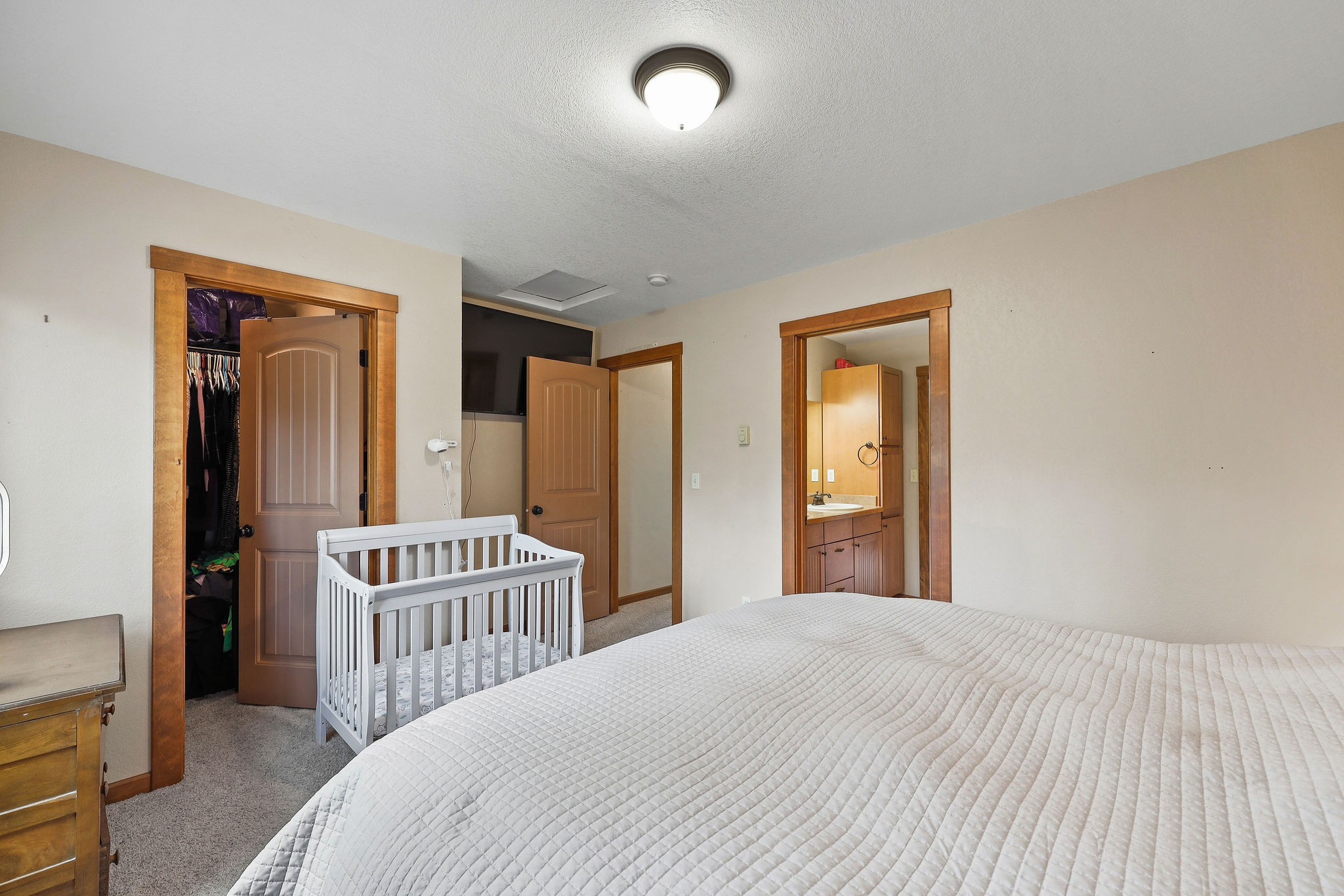 357 W 7th Street 2a Property Photo 26