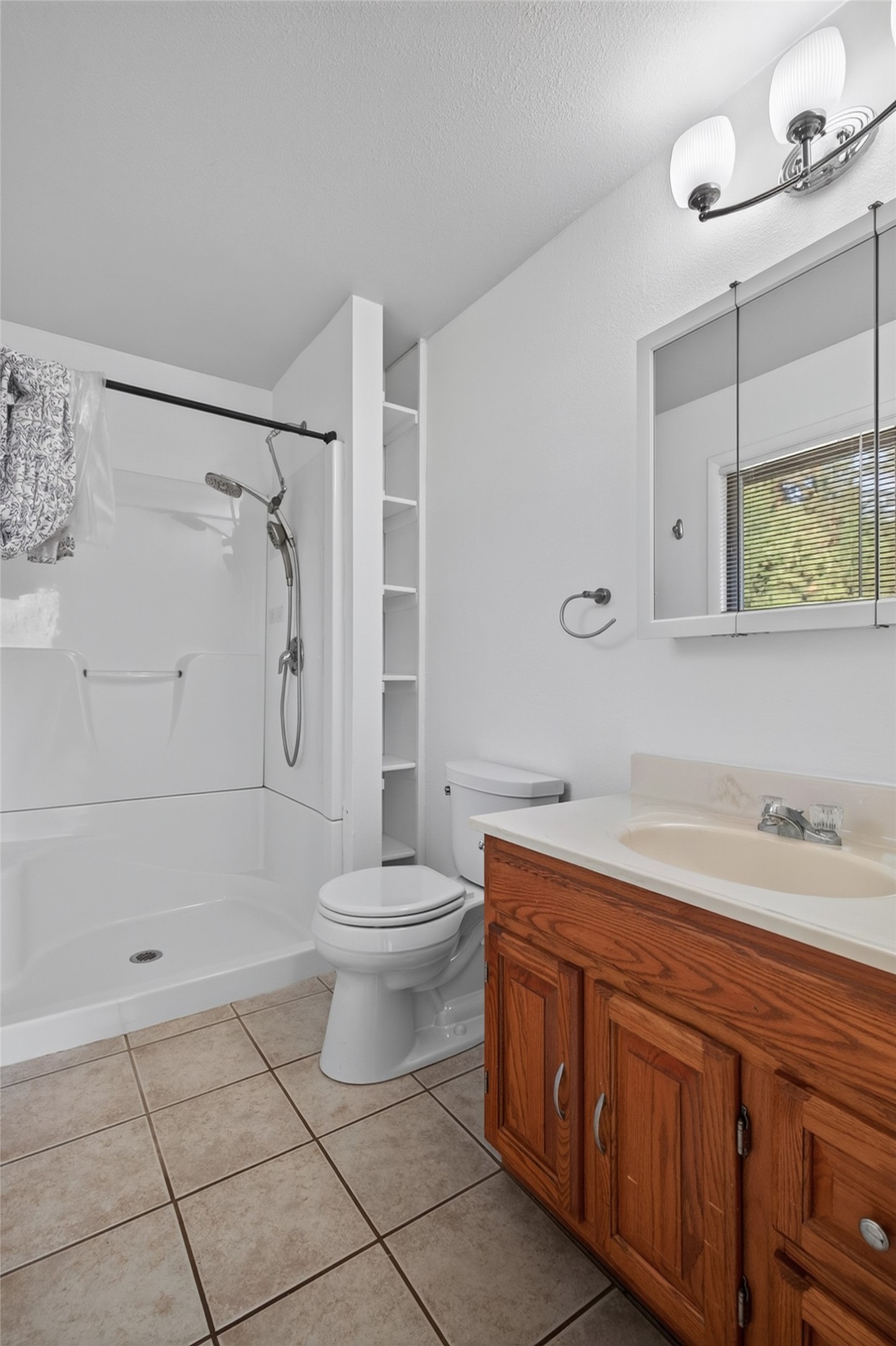 1 Rock Ridge Drive Property Photo 19