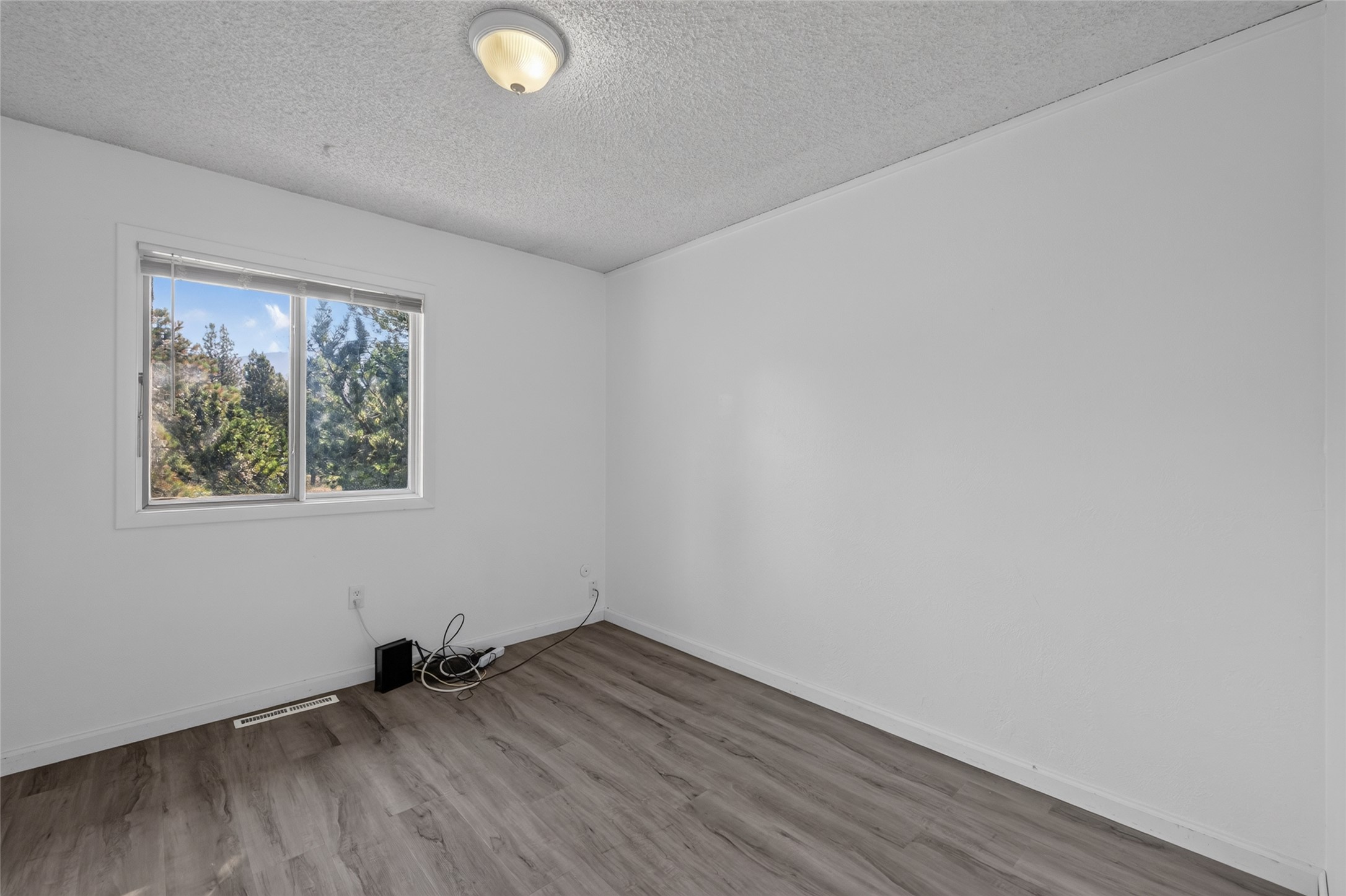 1 Rock Ridge Drive Property Photo 20