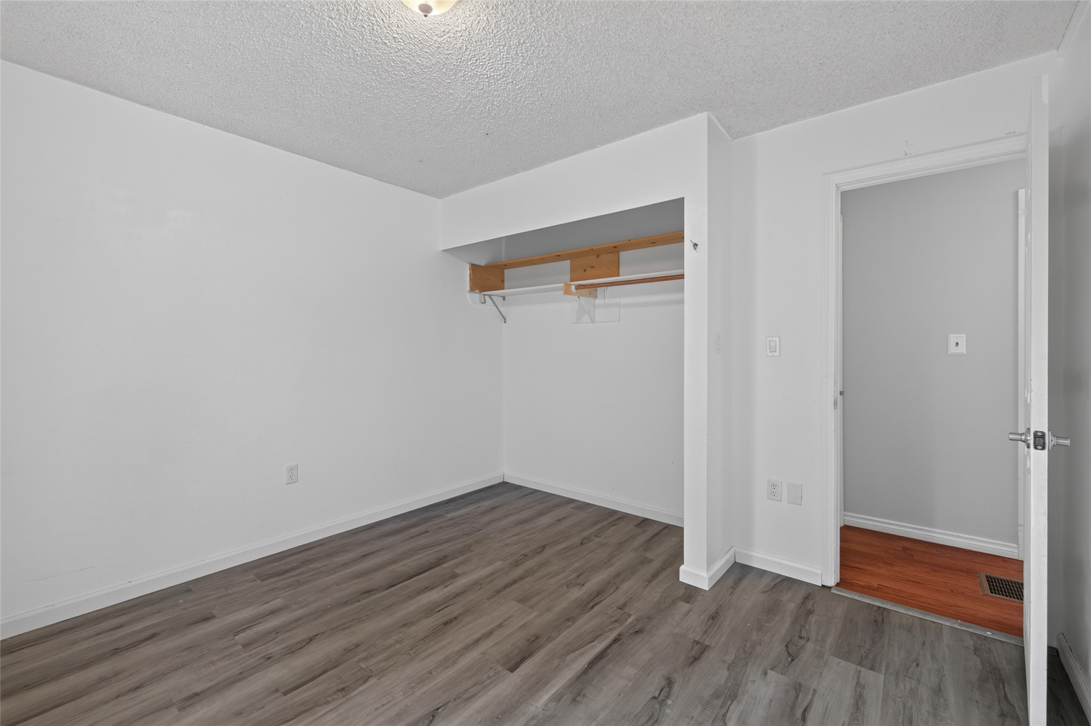 1 Rock Ridge Drive Property Photo 26