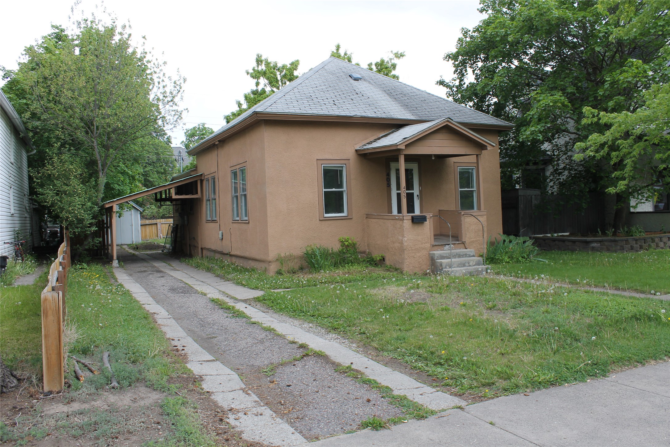 405 E Spruce Street Property Photo 2