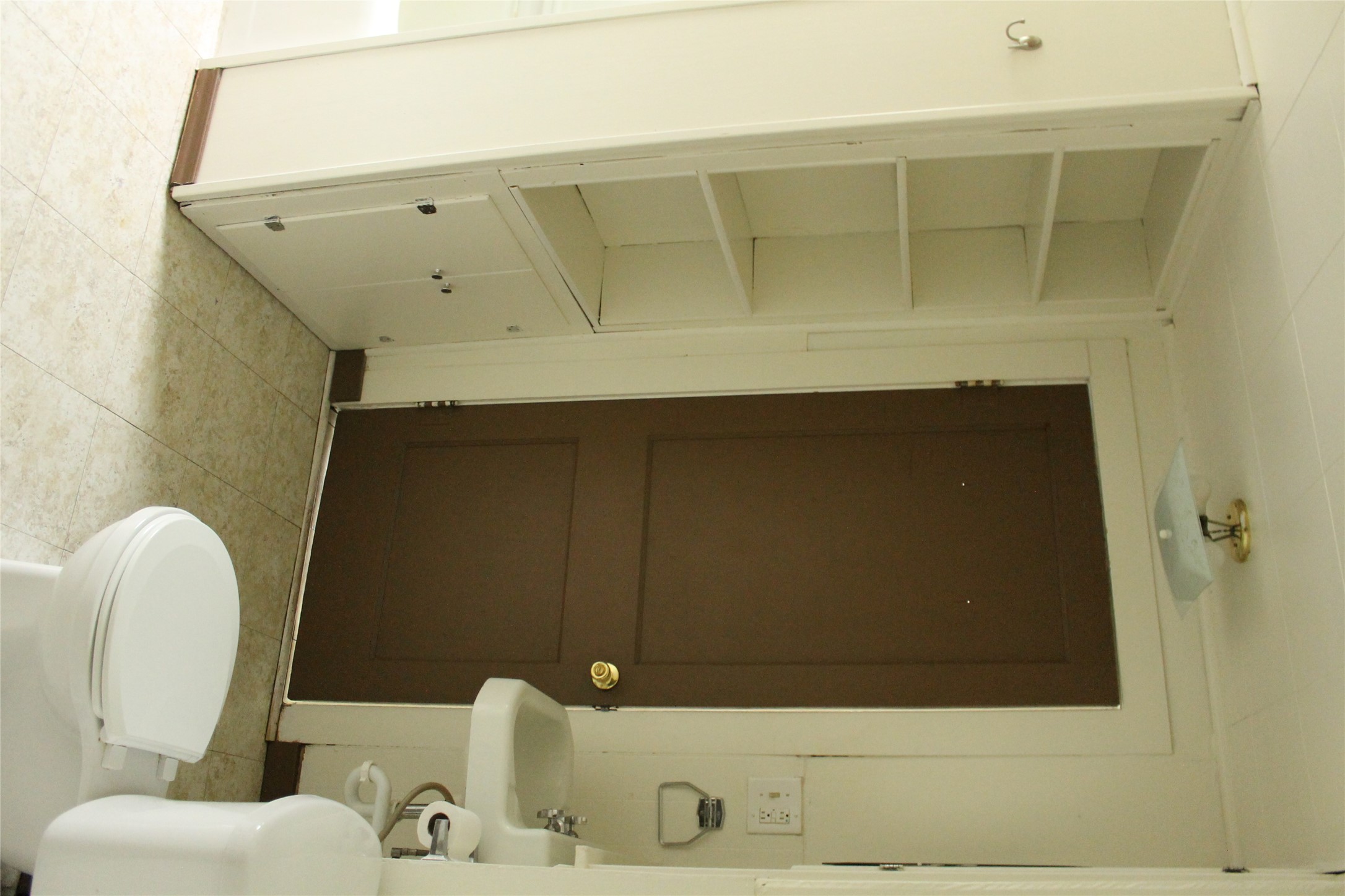 405 E Spruce Street Property Photo 9