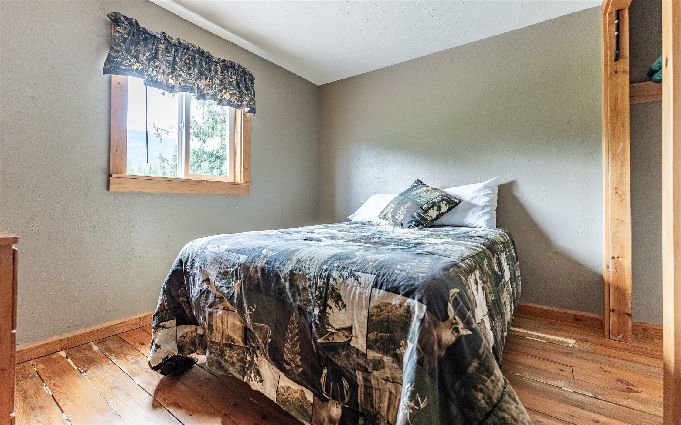 100 Remington Road Property Photo 38