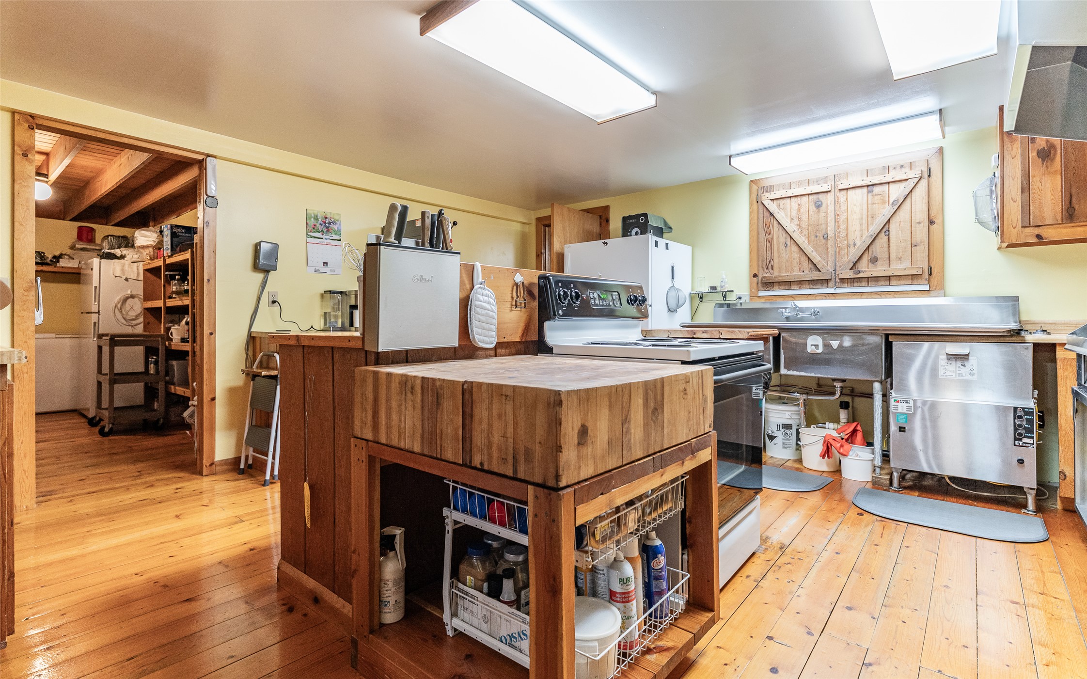 100 Remington Road Property Photo 47