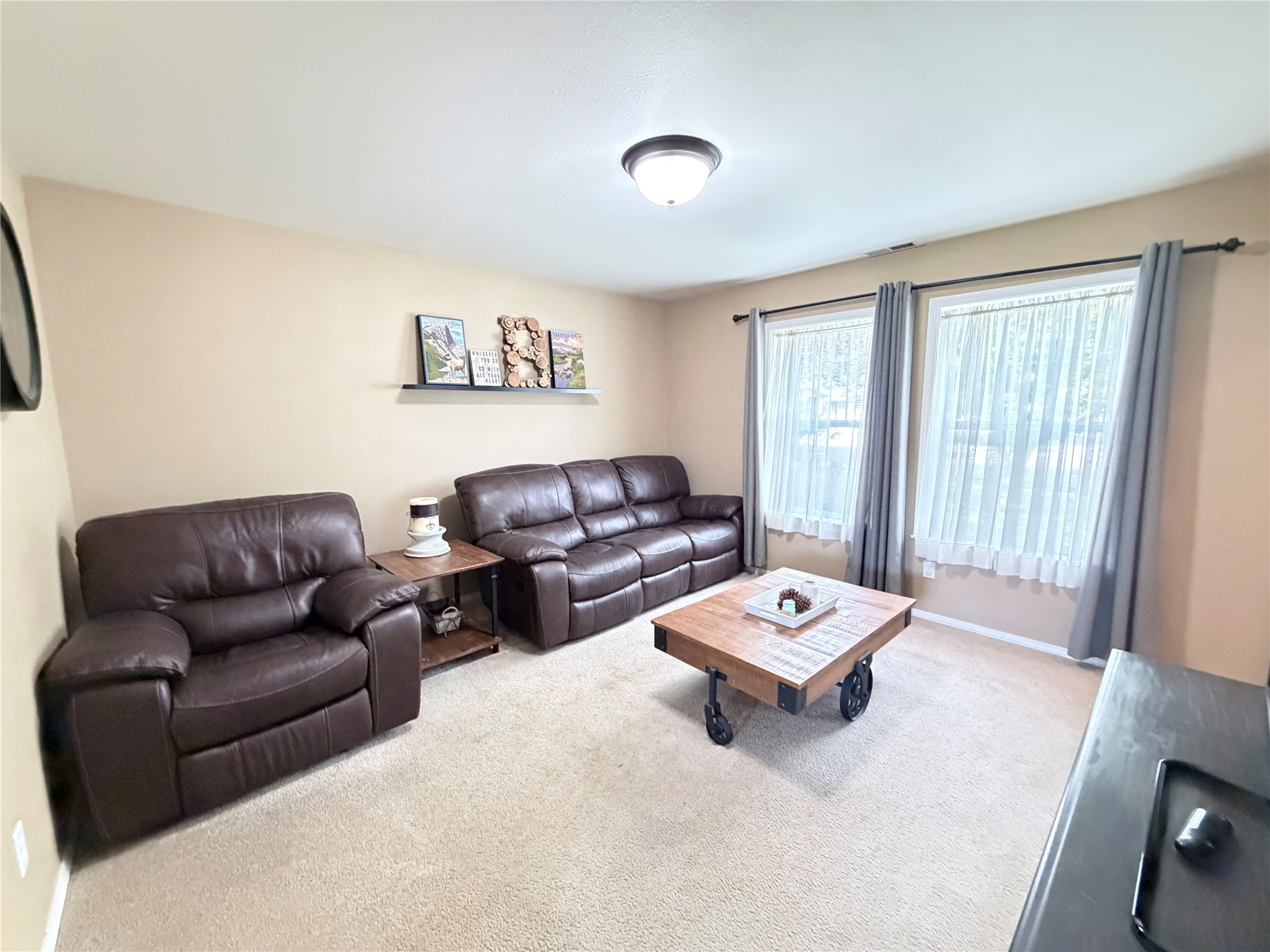 14 Velva Drive Property Photo 27