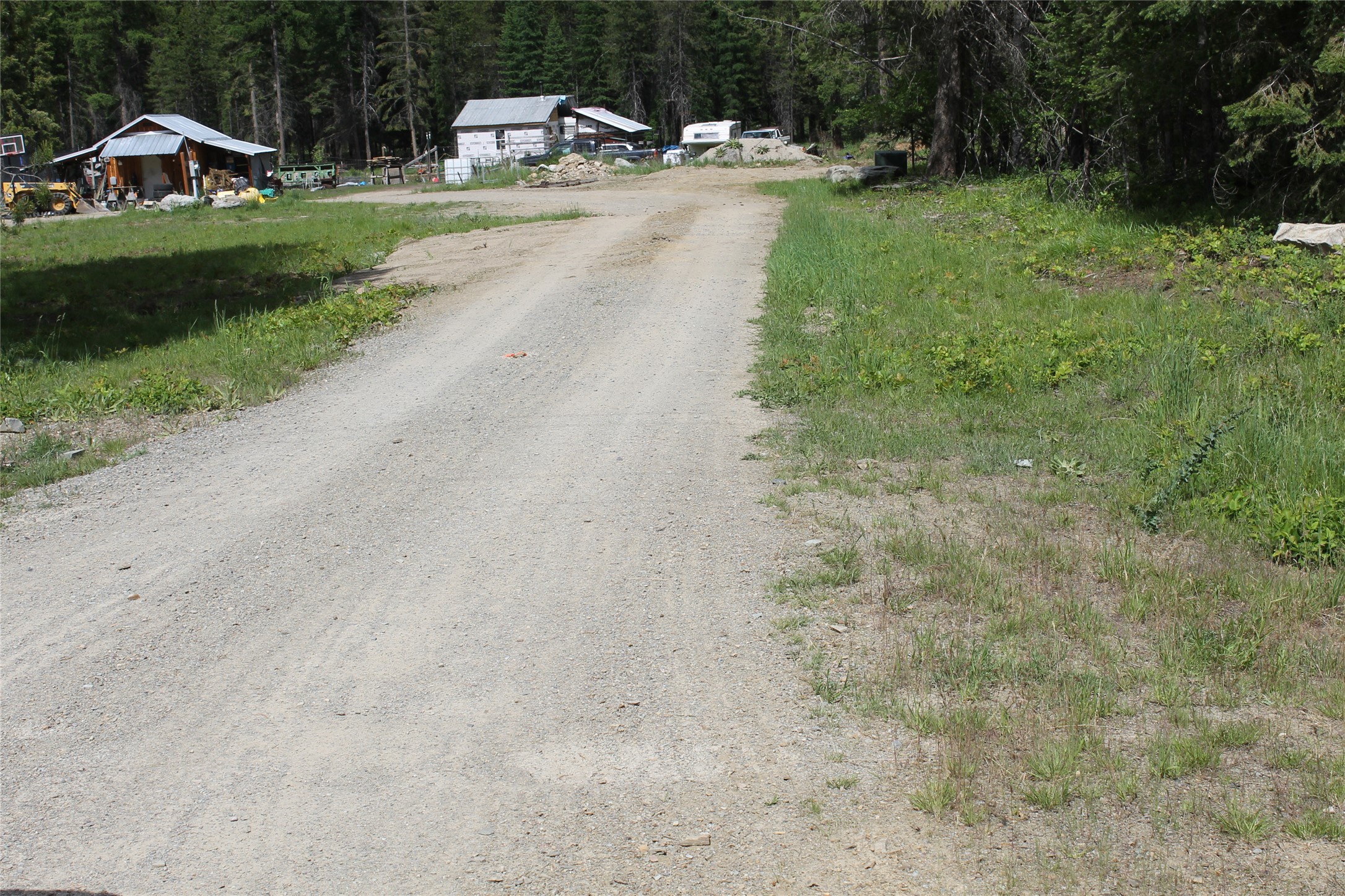 2773 Mt Highway 200 Property Photo 6