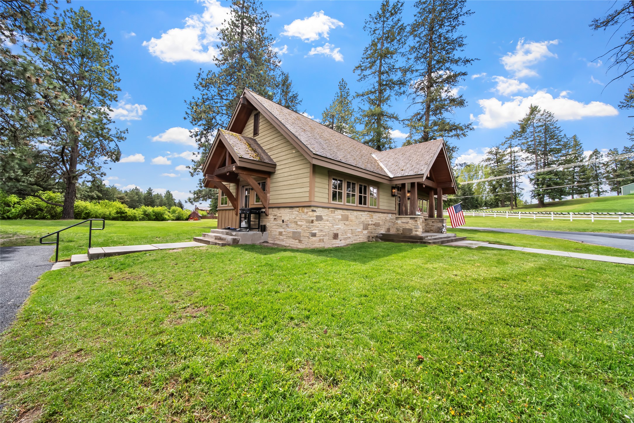 4115 Whitefish Stage Property Photo 54