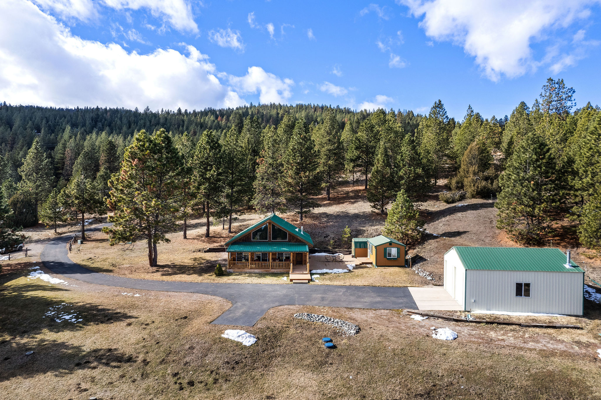 28118 Spring Lane Property Photo 4