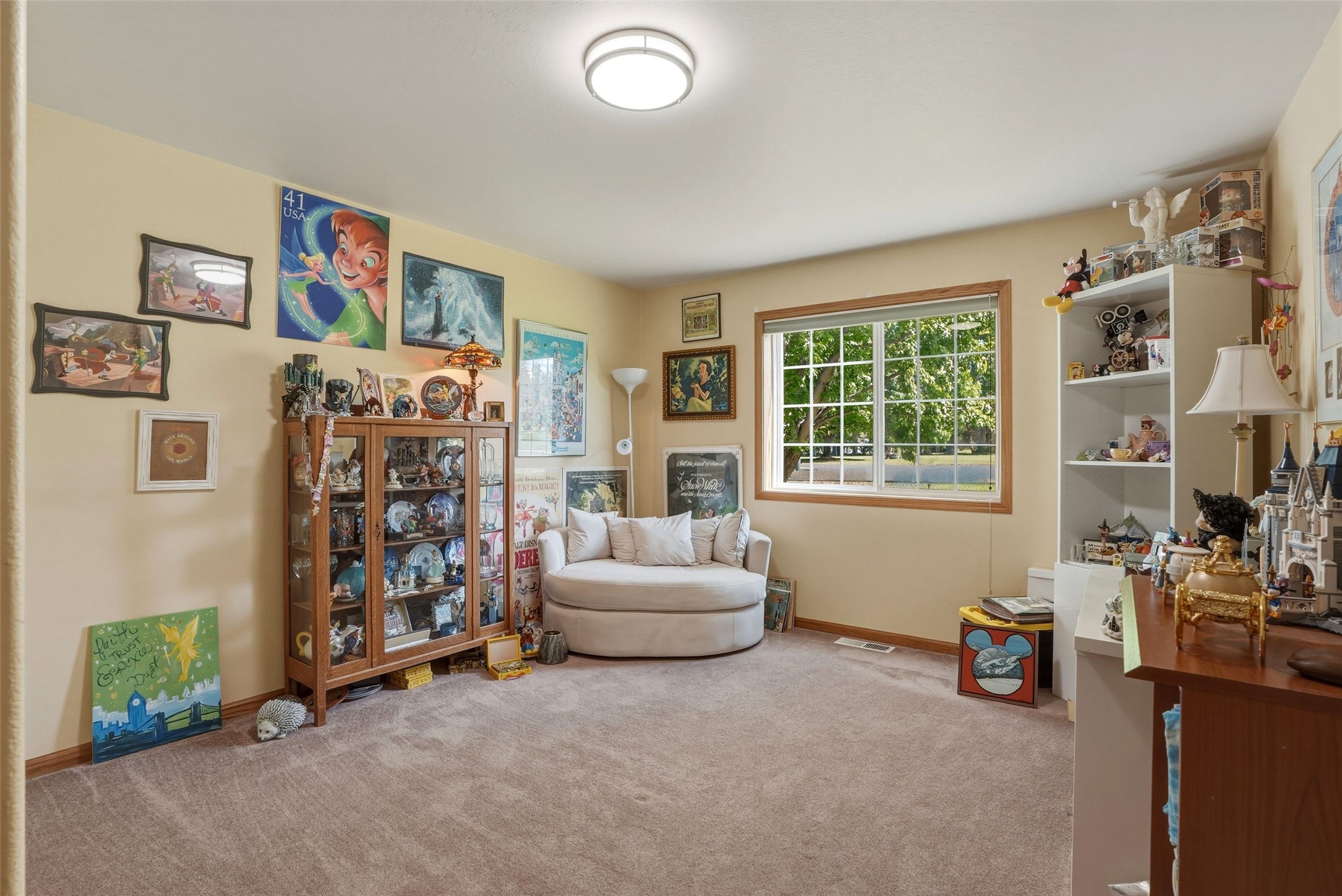 155 Edens Lane Property Photo 14