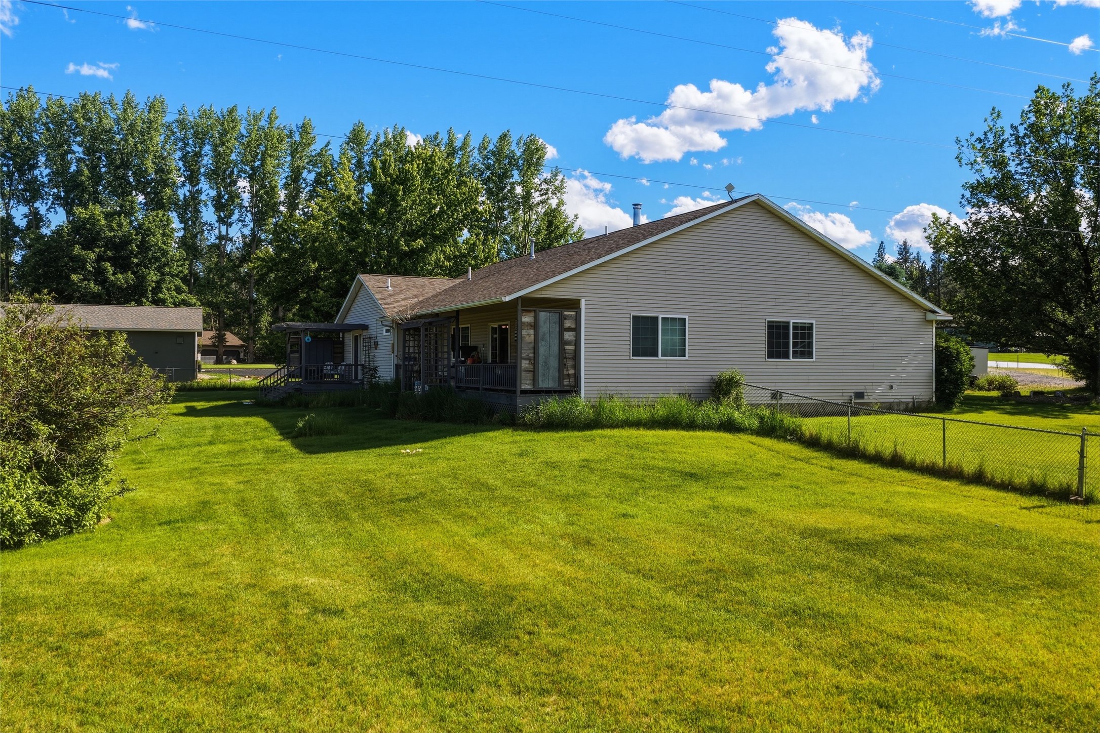 155 Edens Lane Property Photo 25