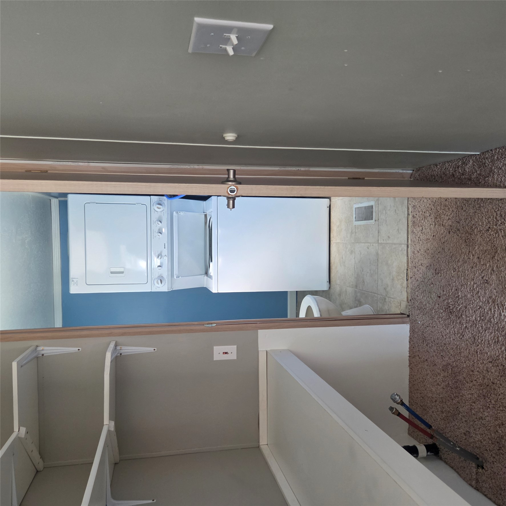 1000 Riverside Drive Property Photo 17