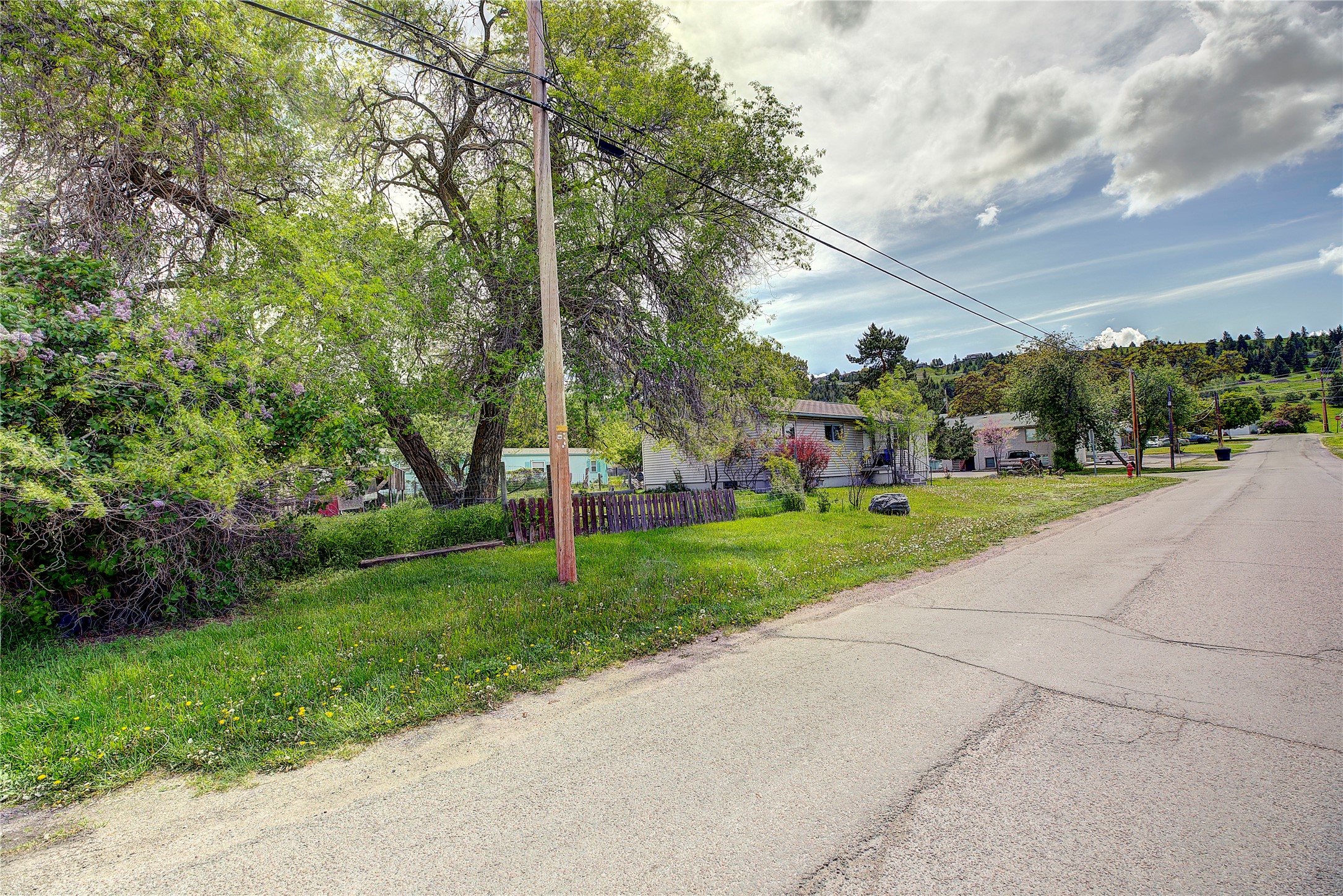 1411 7th Street E Property Photo 7