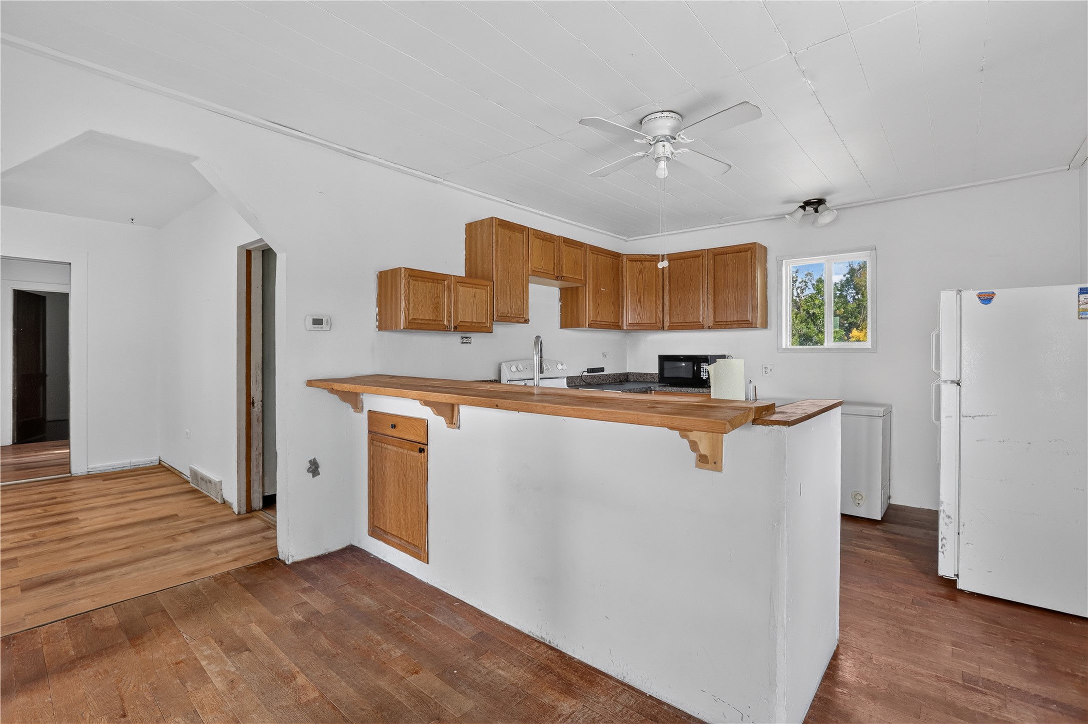 407 Liberty Avenue Property Photo 8