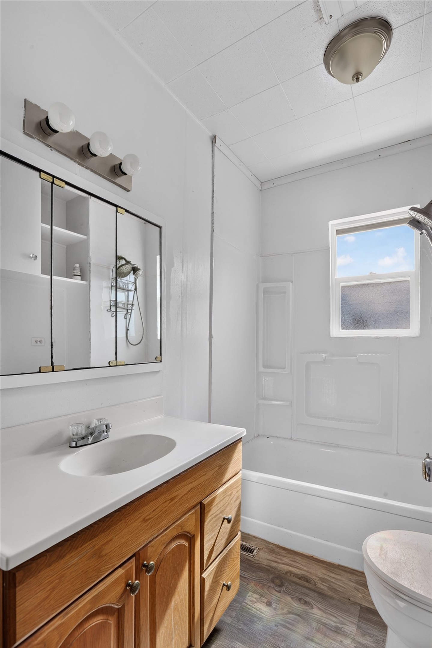 407 Liberty Avenue Property Photo 16