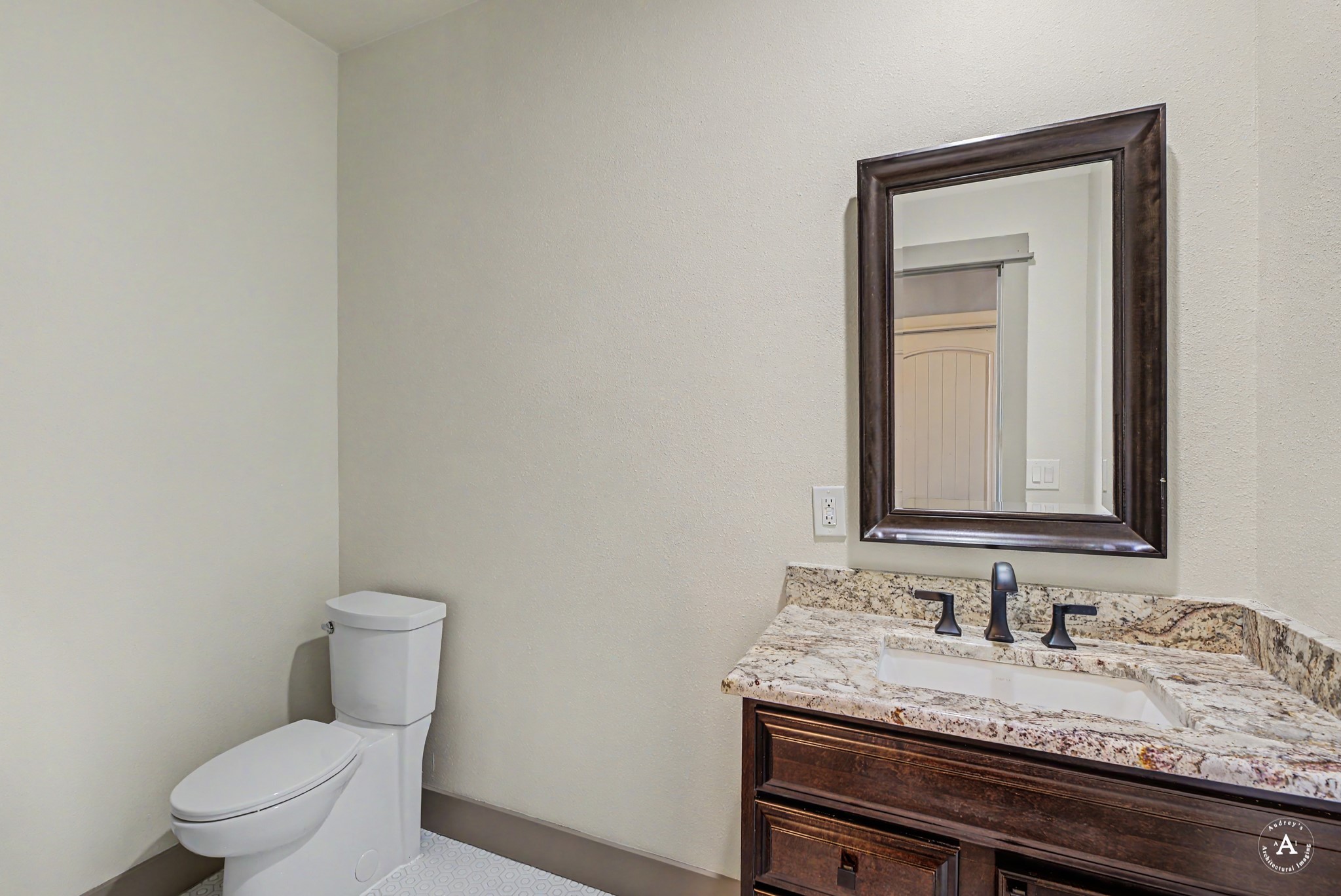 6860 Raven Road Property Photo 11