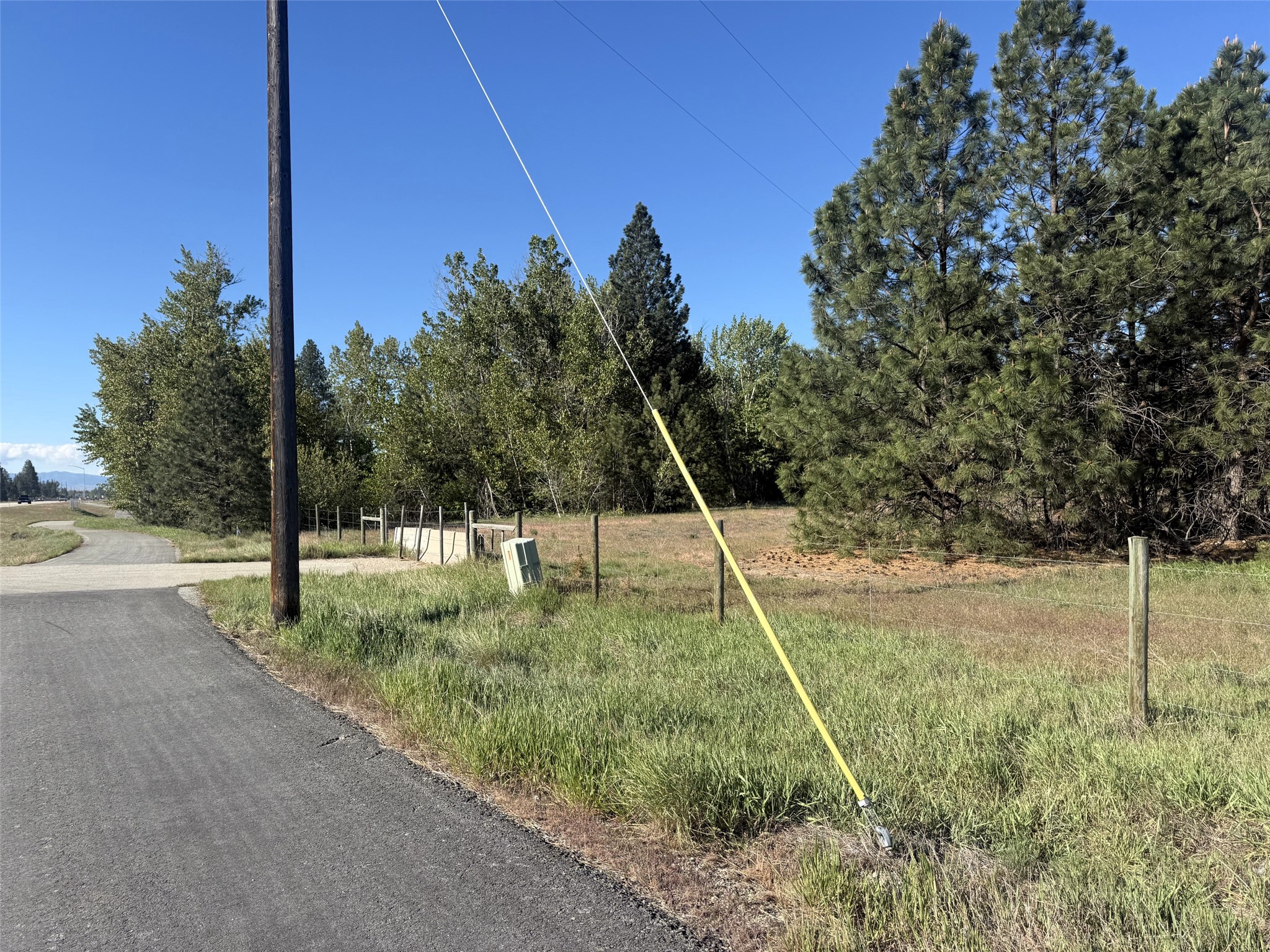 2021 Us Highway 93 N Property Photo 5