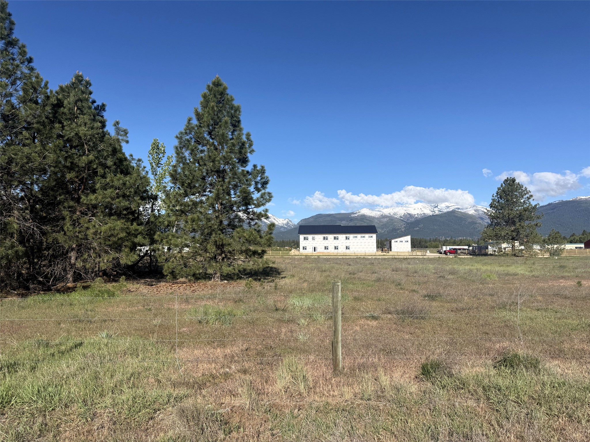2021 Us Highway 93 N Property Photo 6