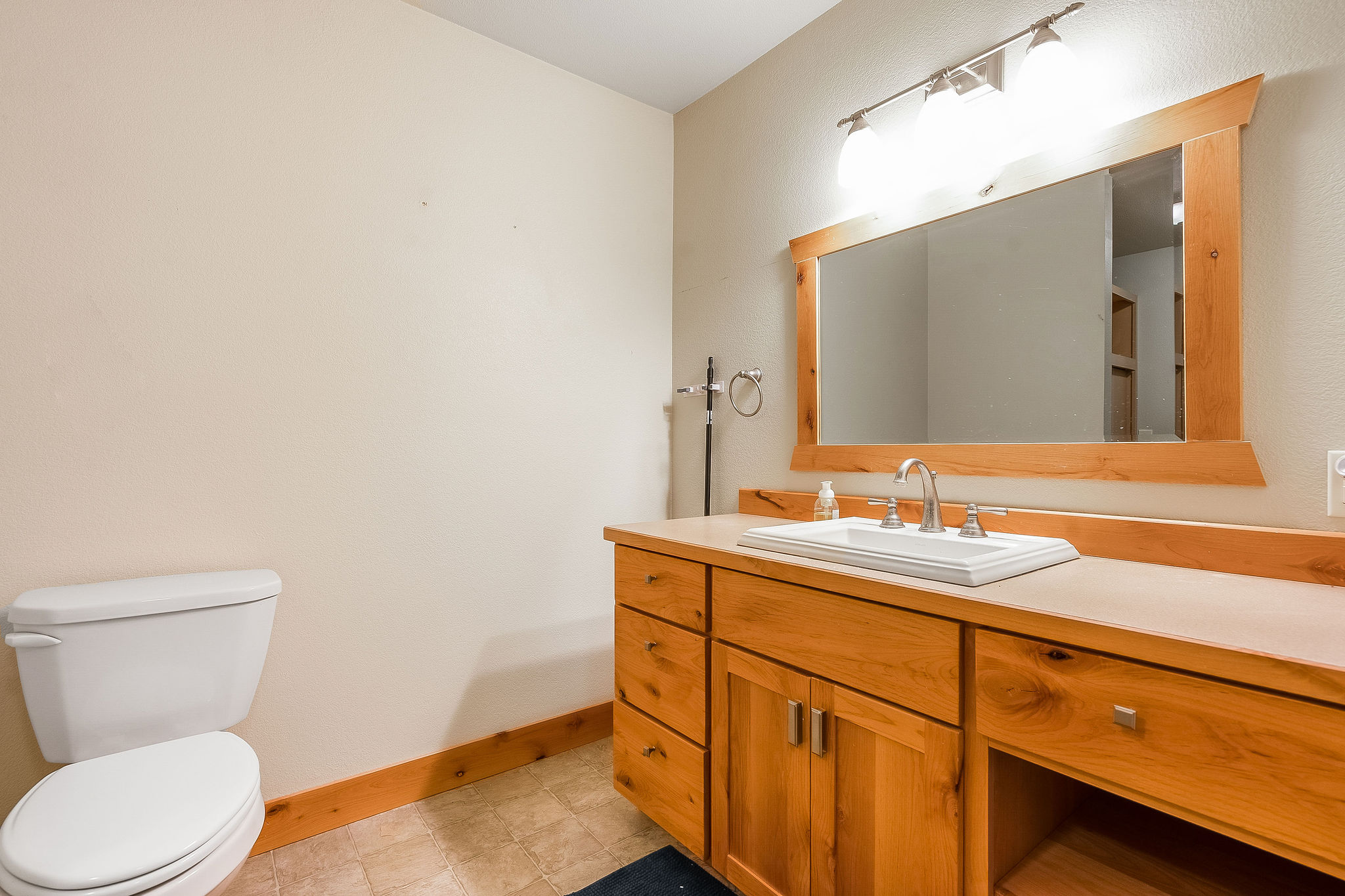 130 Ashley Hills Drive Property Photo 23