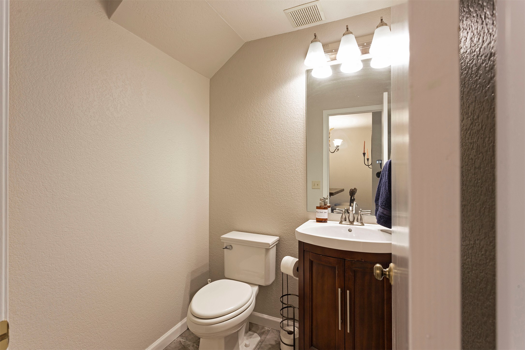 5508 Brookwood Drive 2 Property Photo 9