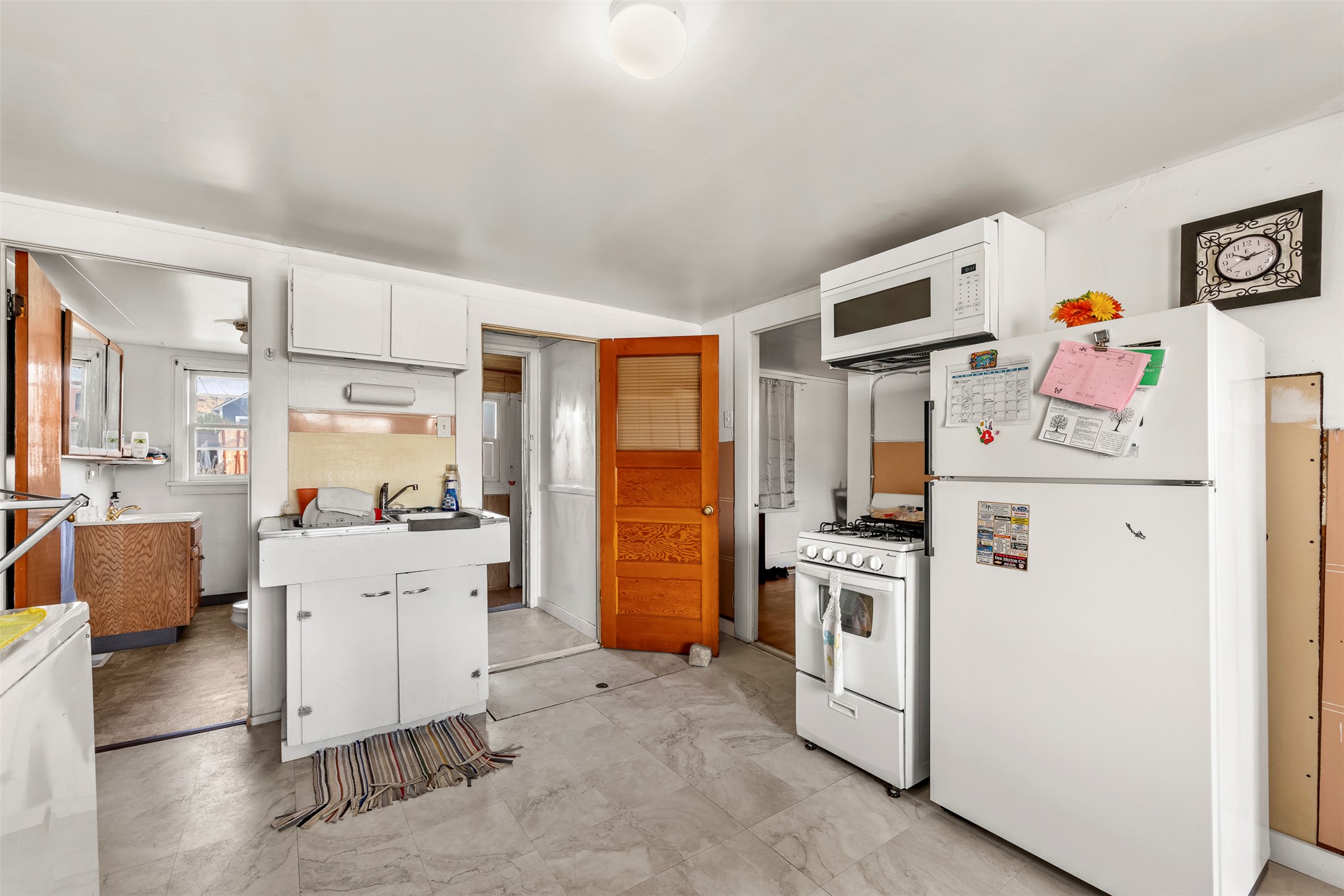 1327 Farrell Street Property Photo 10