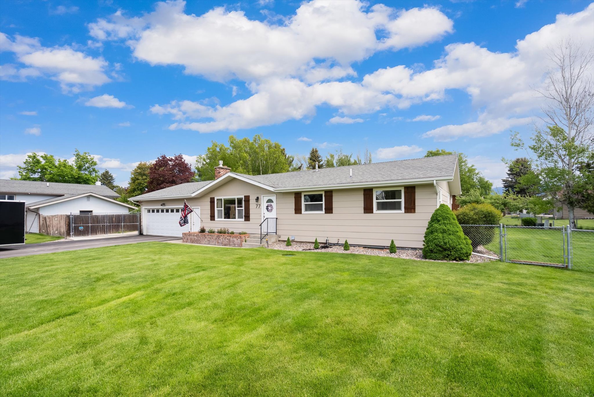 77 Scarborough Avenue Property Photo 1