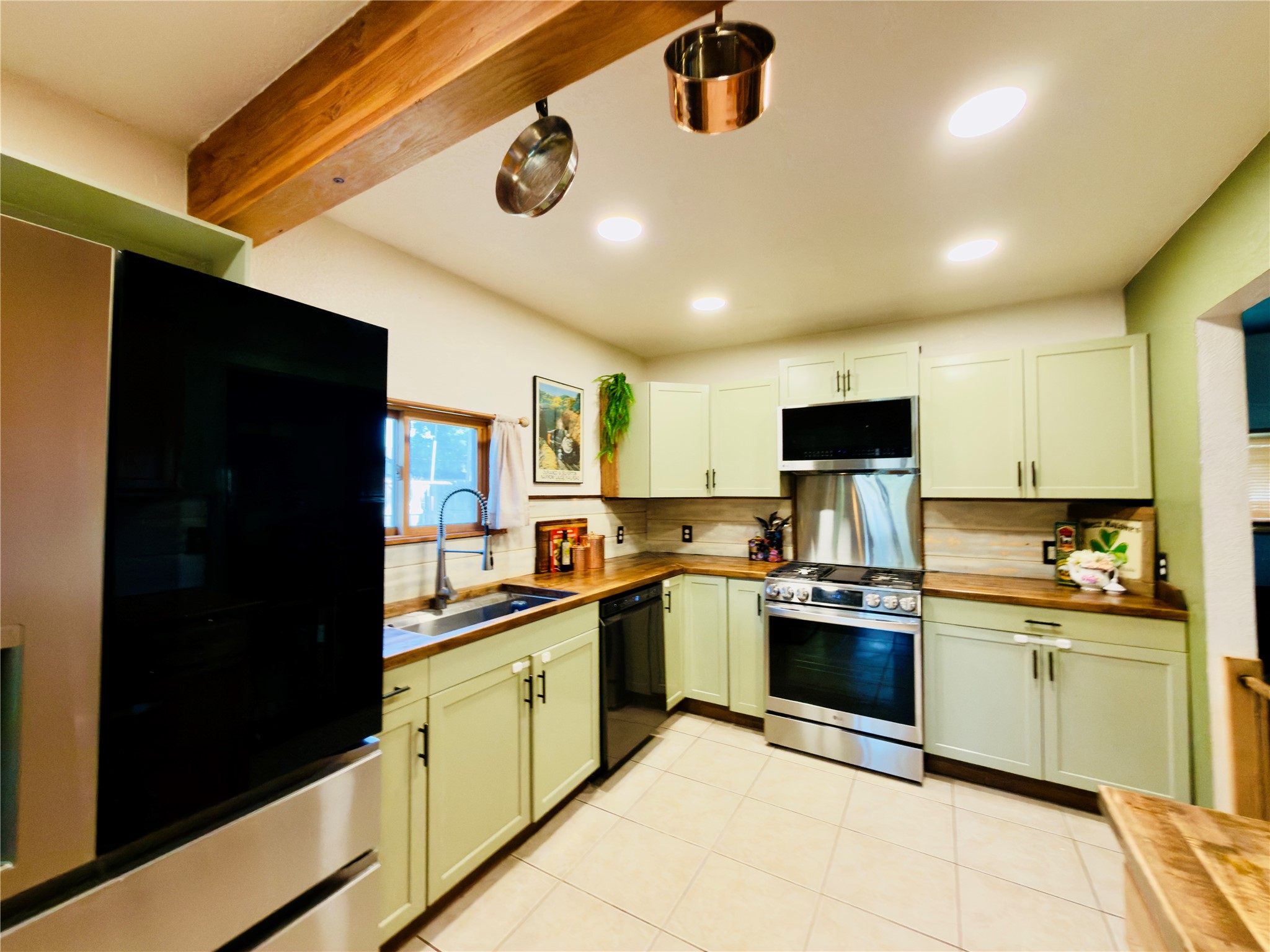 217 E Ravalli Street Property Photo 4