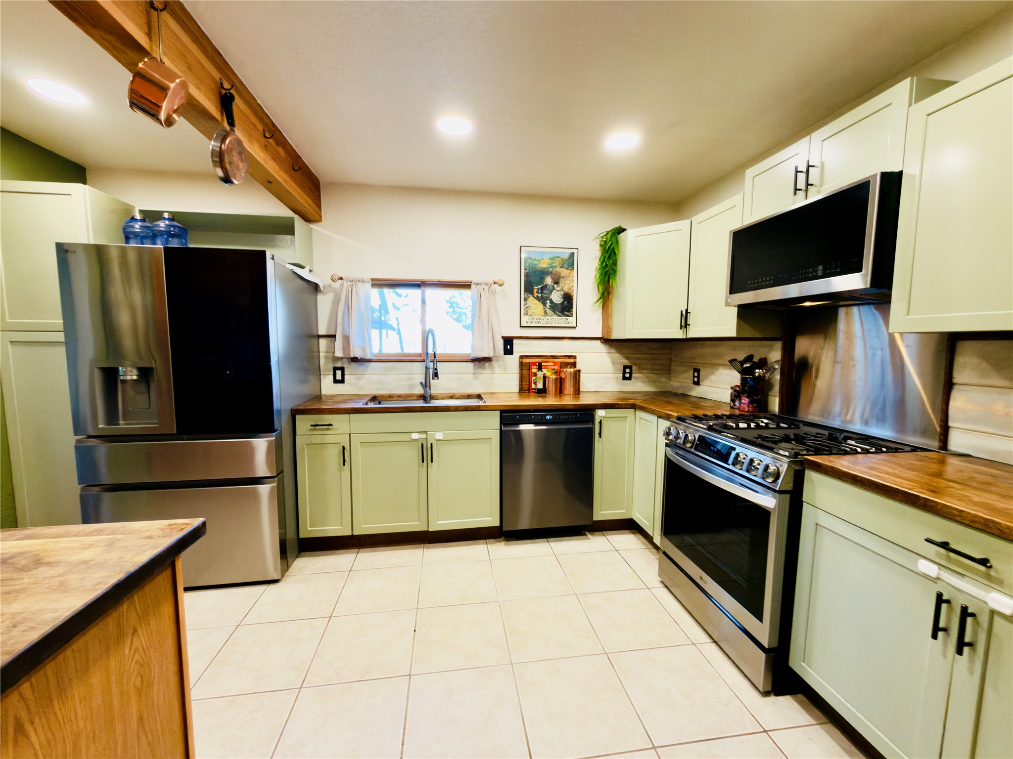 217 E Ravalli Street Property Photo 5