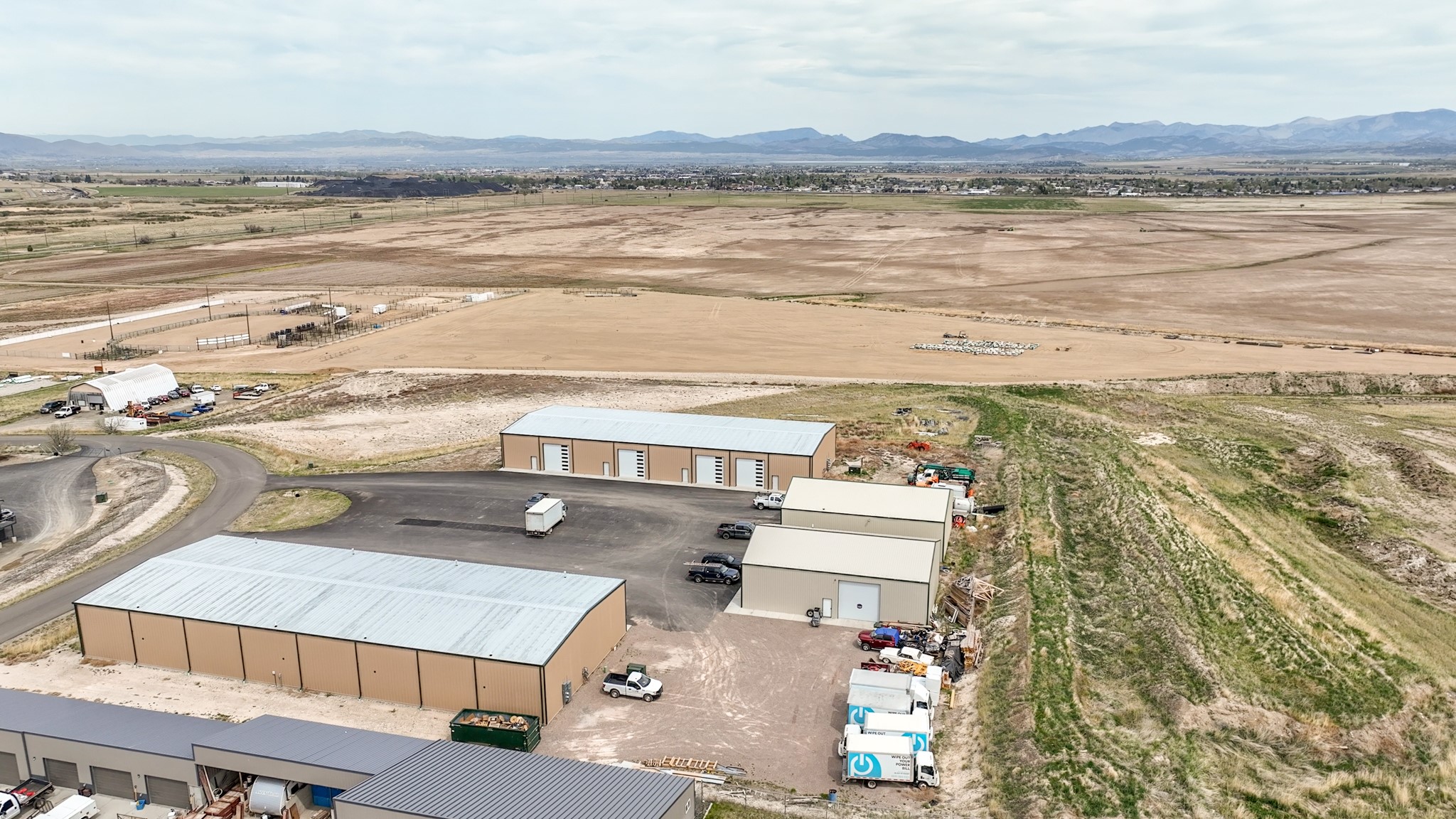 34 Industry Loop Property Photo 8