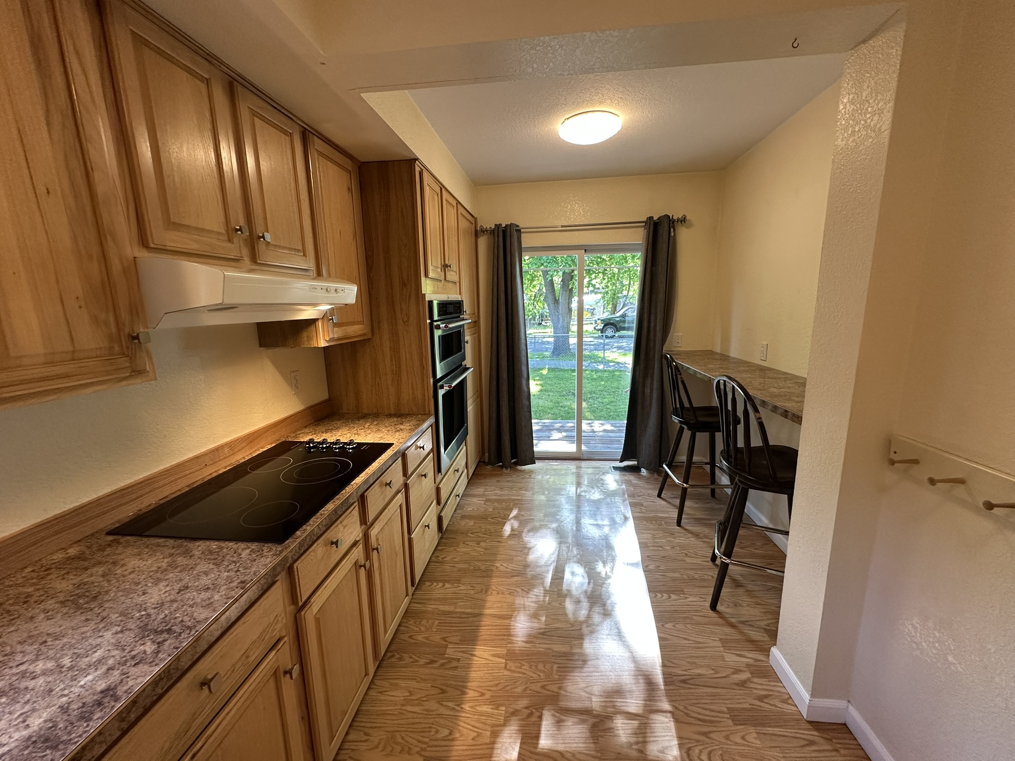 905 6th Avenue E Property Photo 10