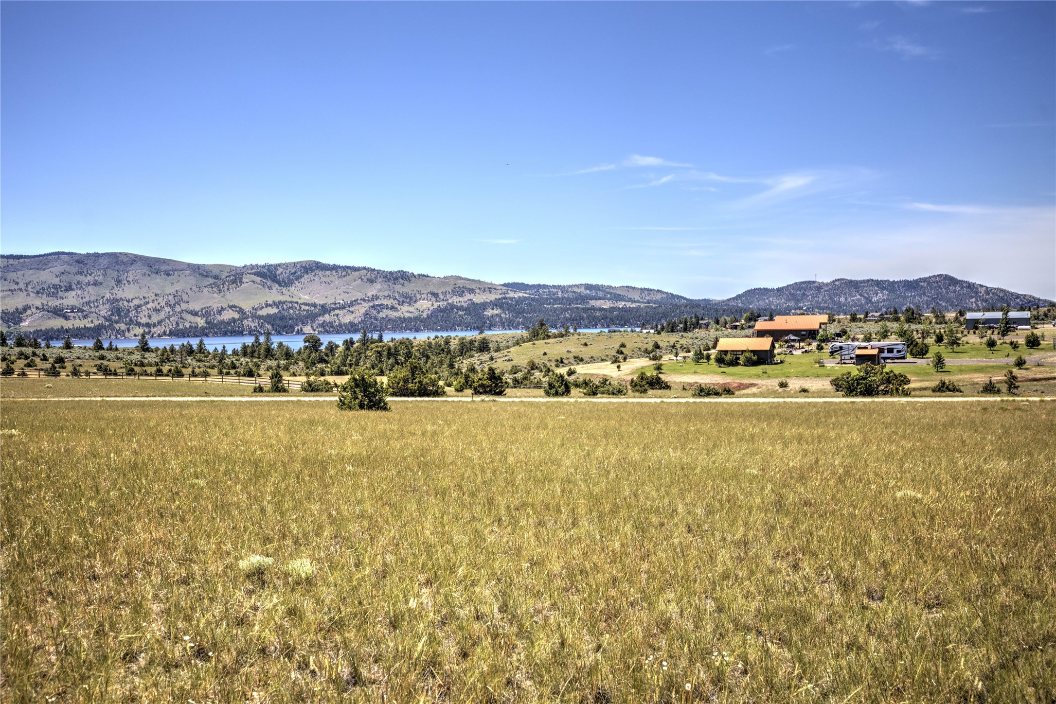 3420 Woodridge Trail