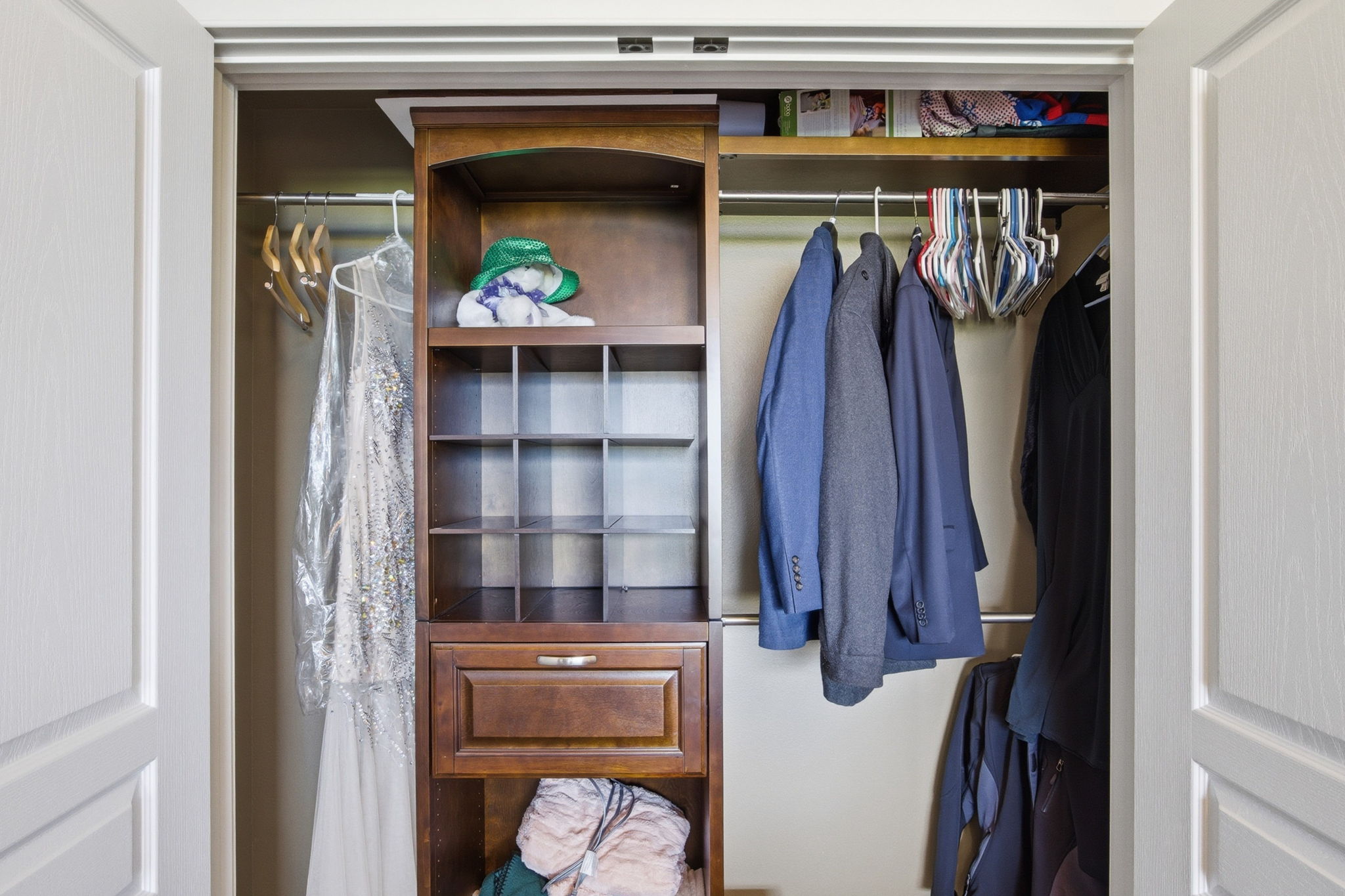 150 Jet Lane Property Photo 42