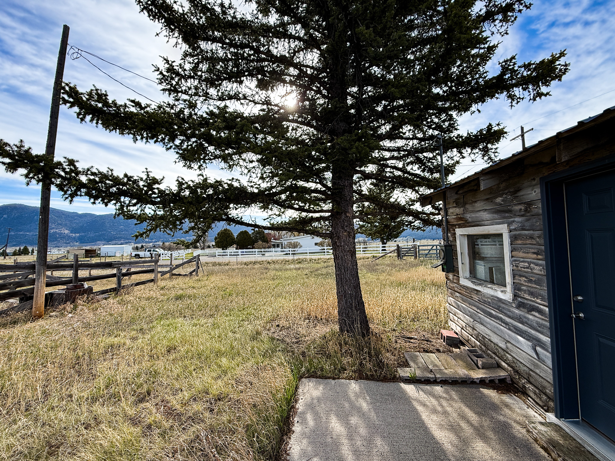 7615 Highway 2 Property Photo 35