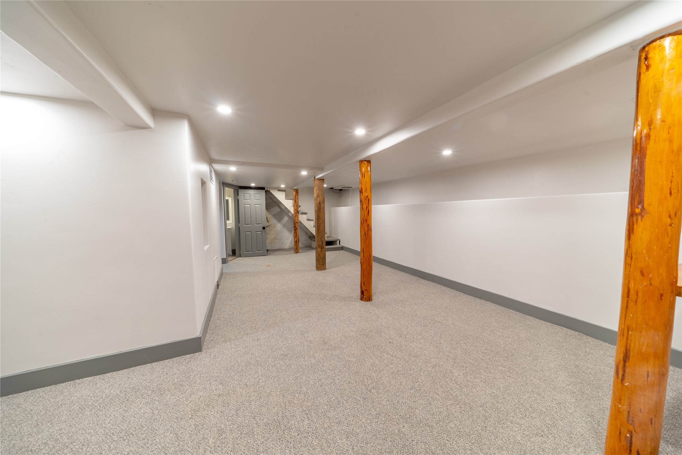 130 10th Street E Property Photo 19