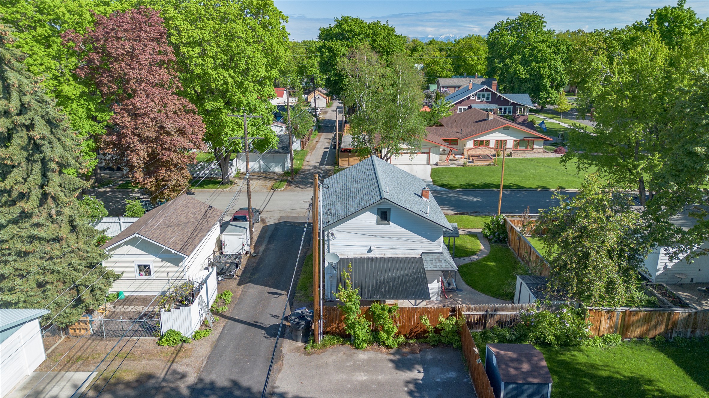 130 10th Street E Property Photo 23