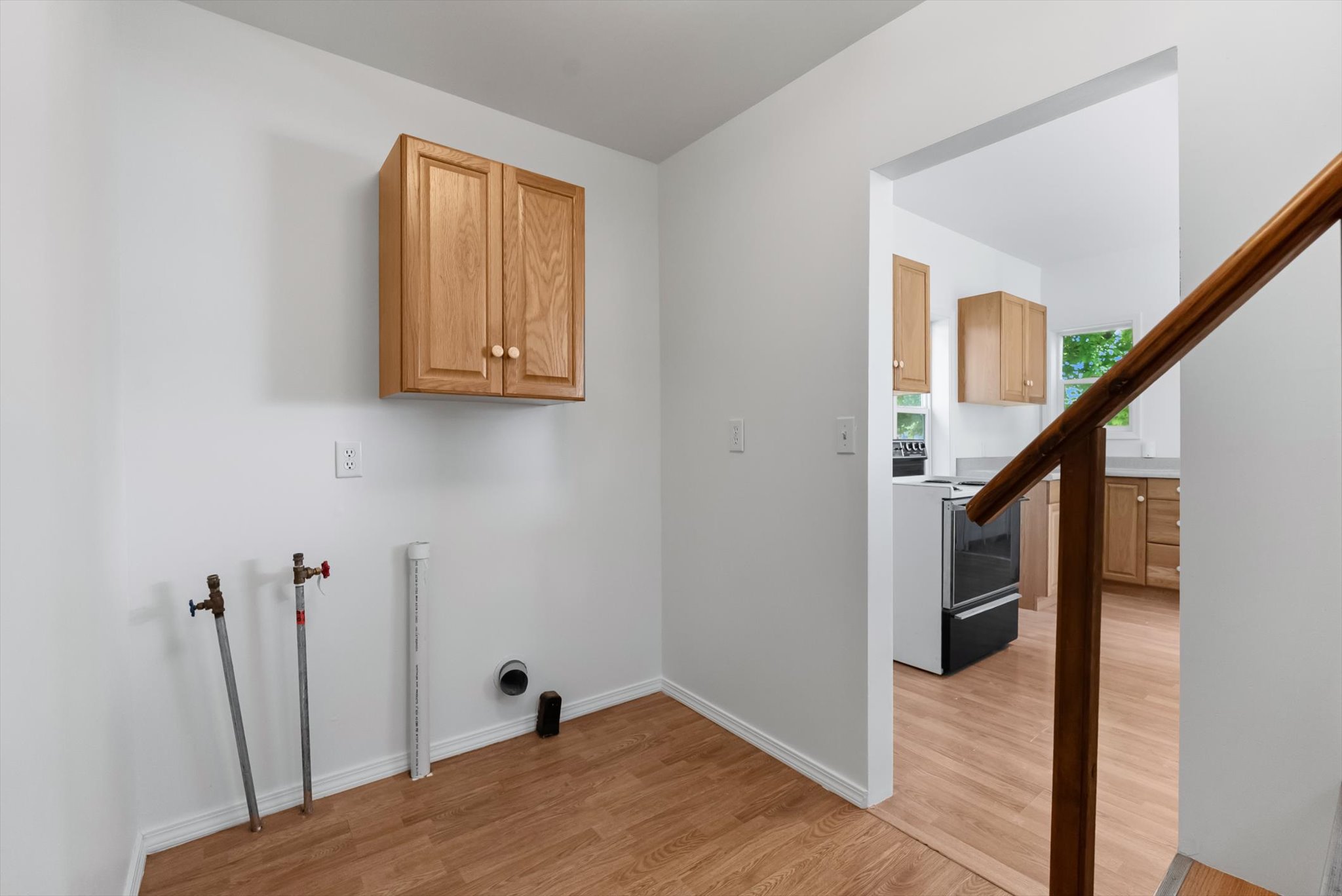 609 6th Avenue E Property Photo 12