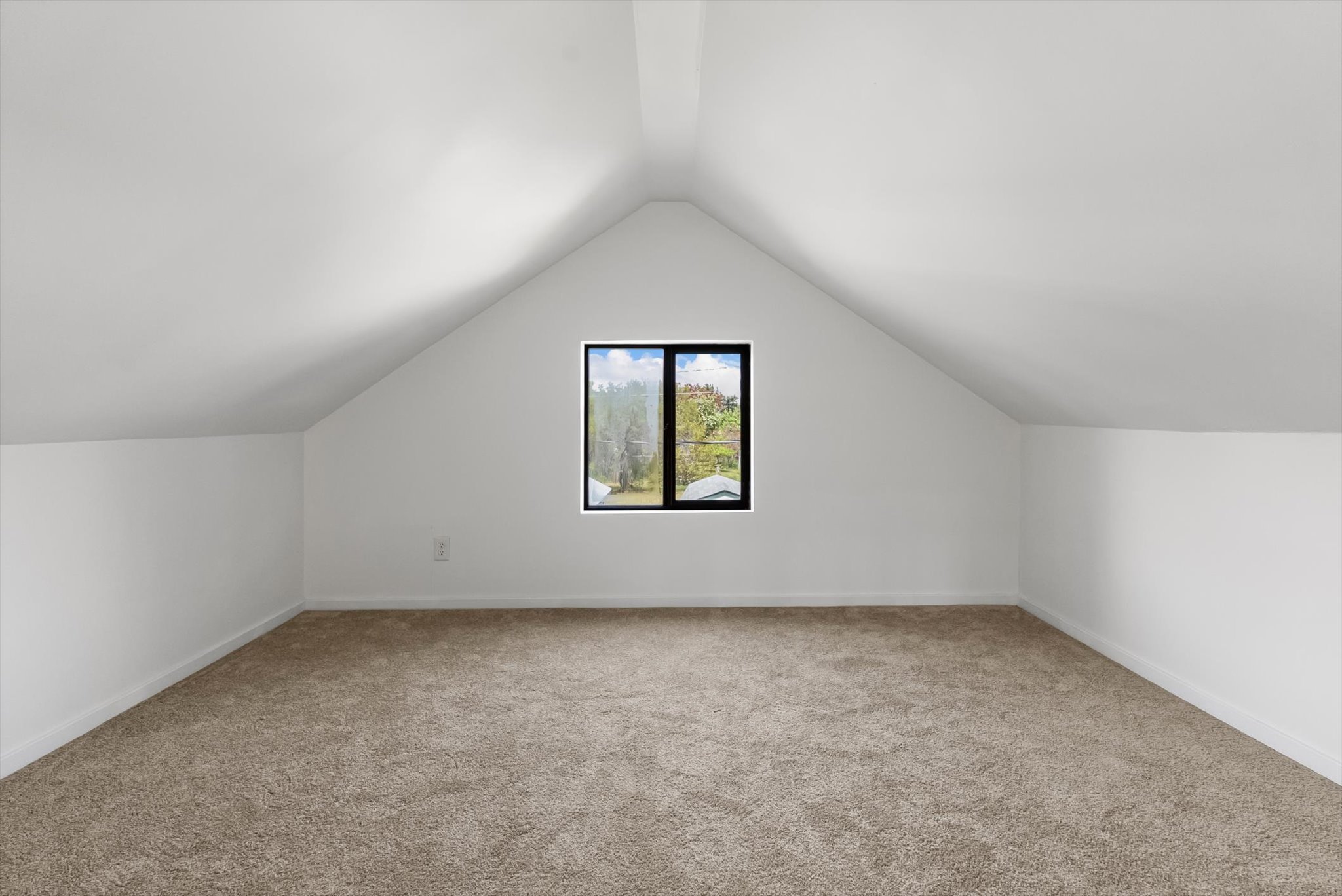 609 6th Avenue E Property Photo 21