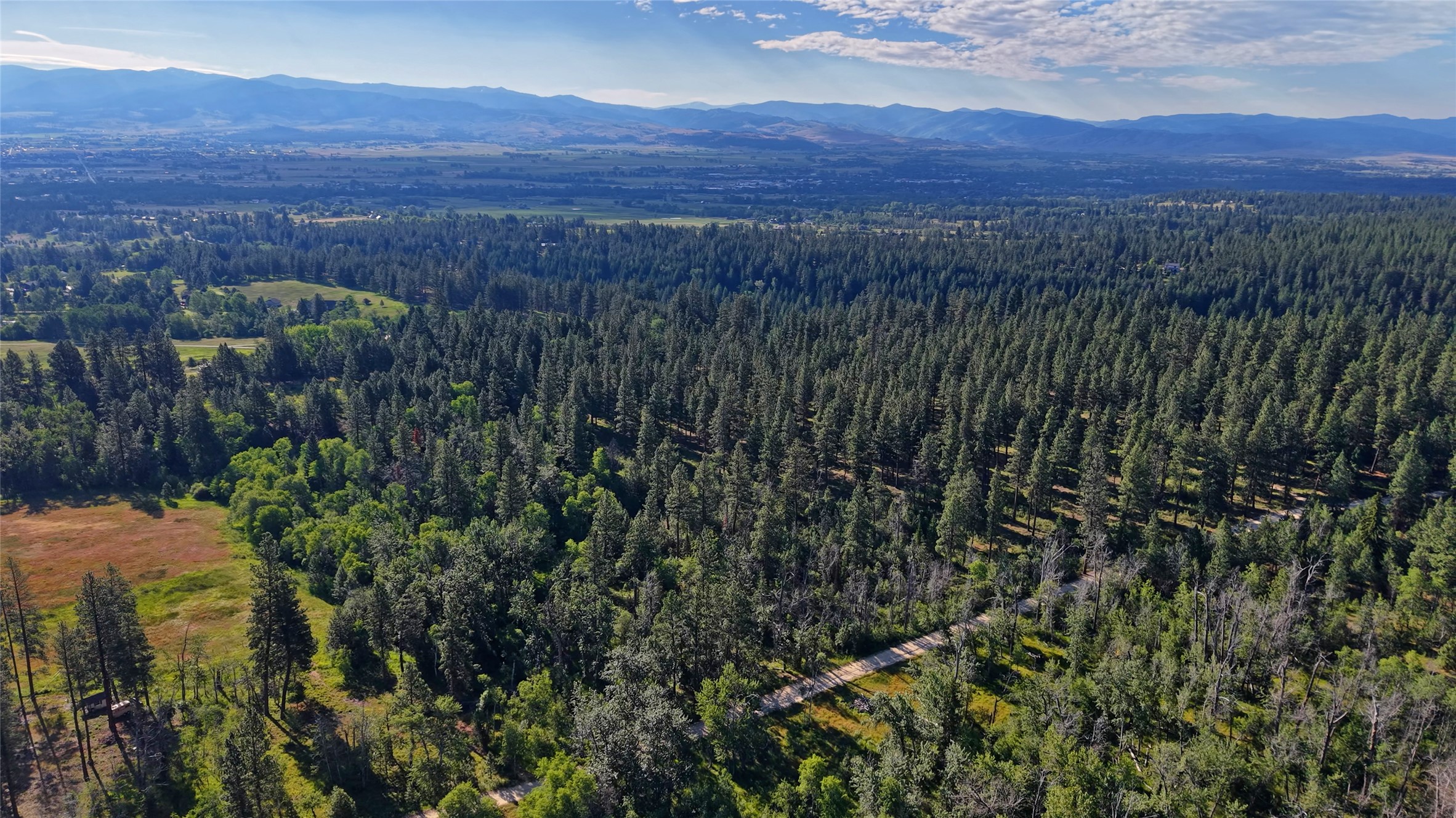 562 Churn Creek Trail Property Photo 1