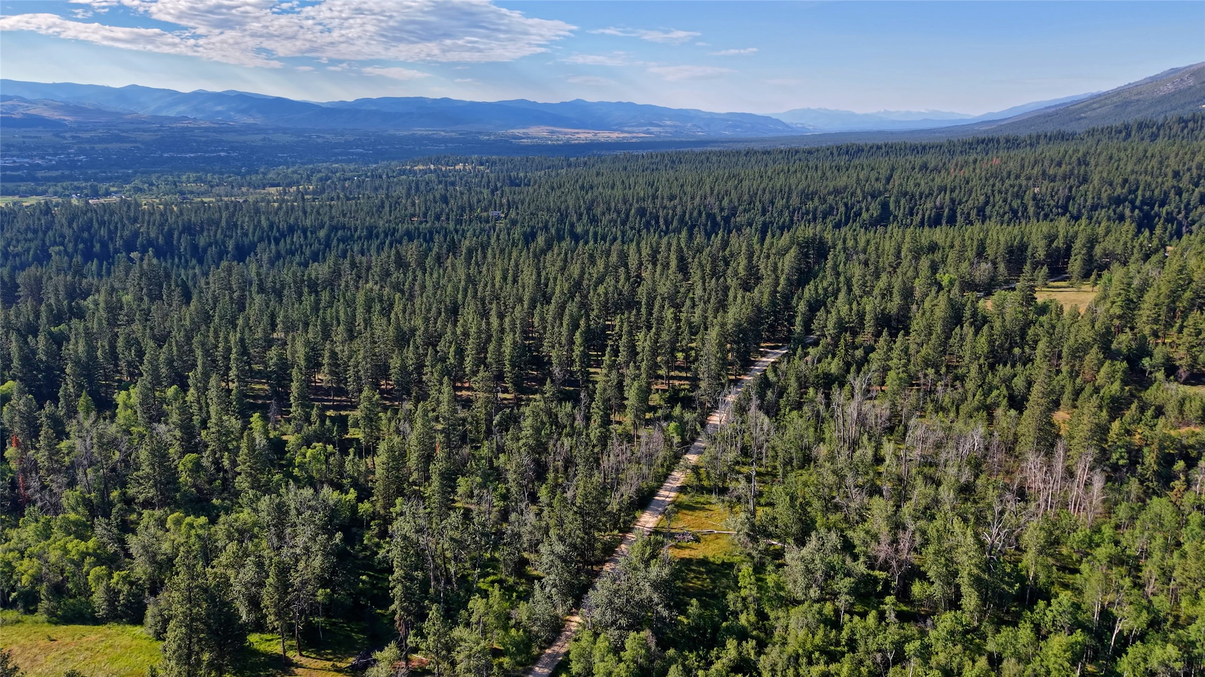 562 Churn Creek Trail Property Photo 8