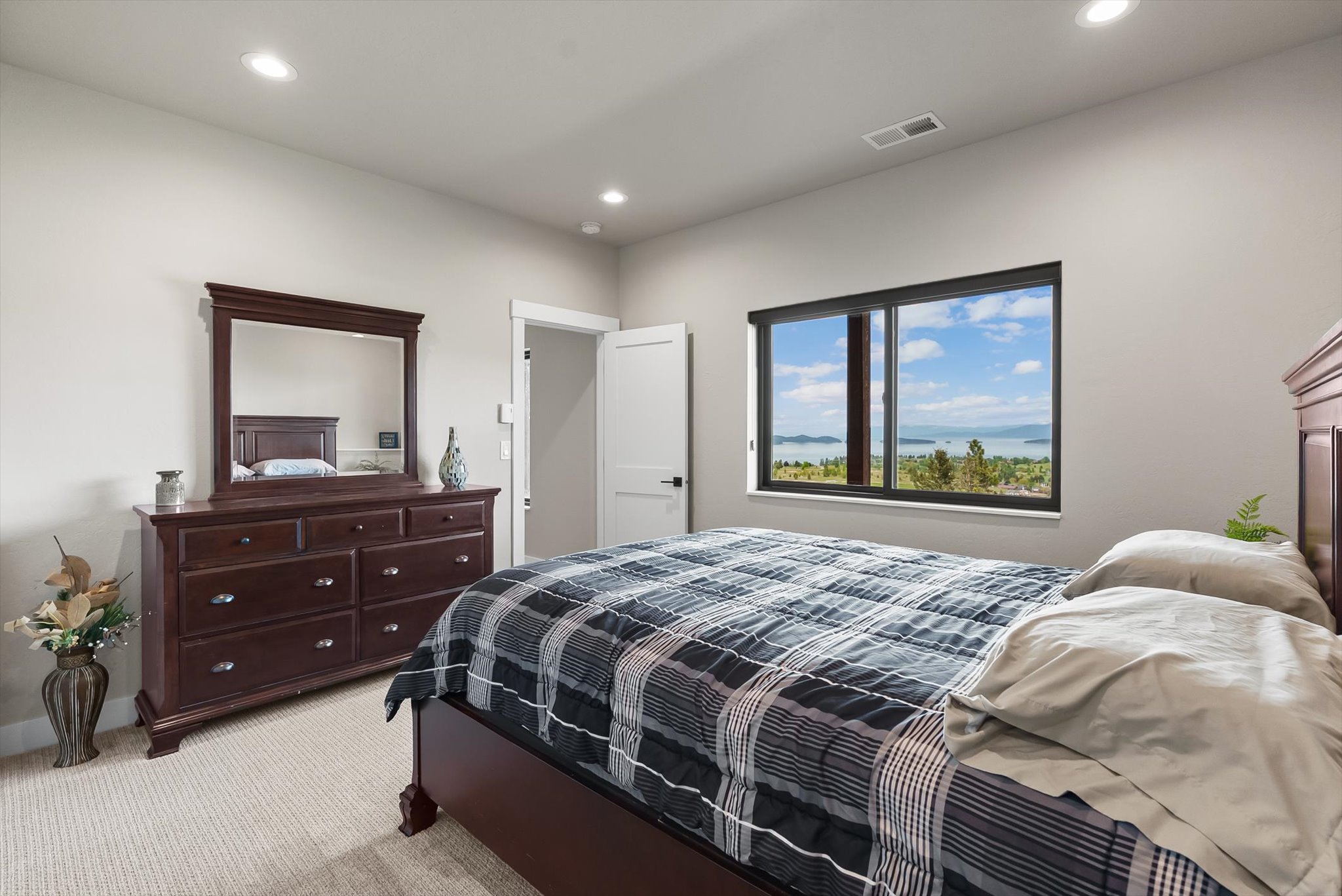 103 Southlake Crest Property Photo 60