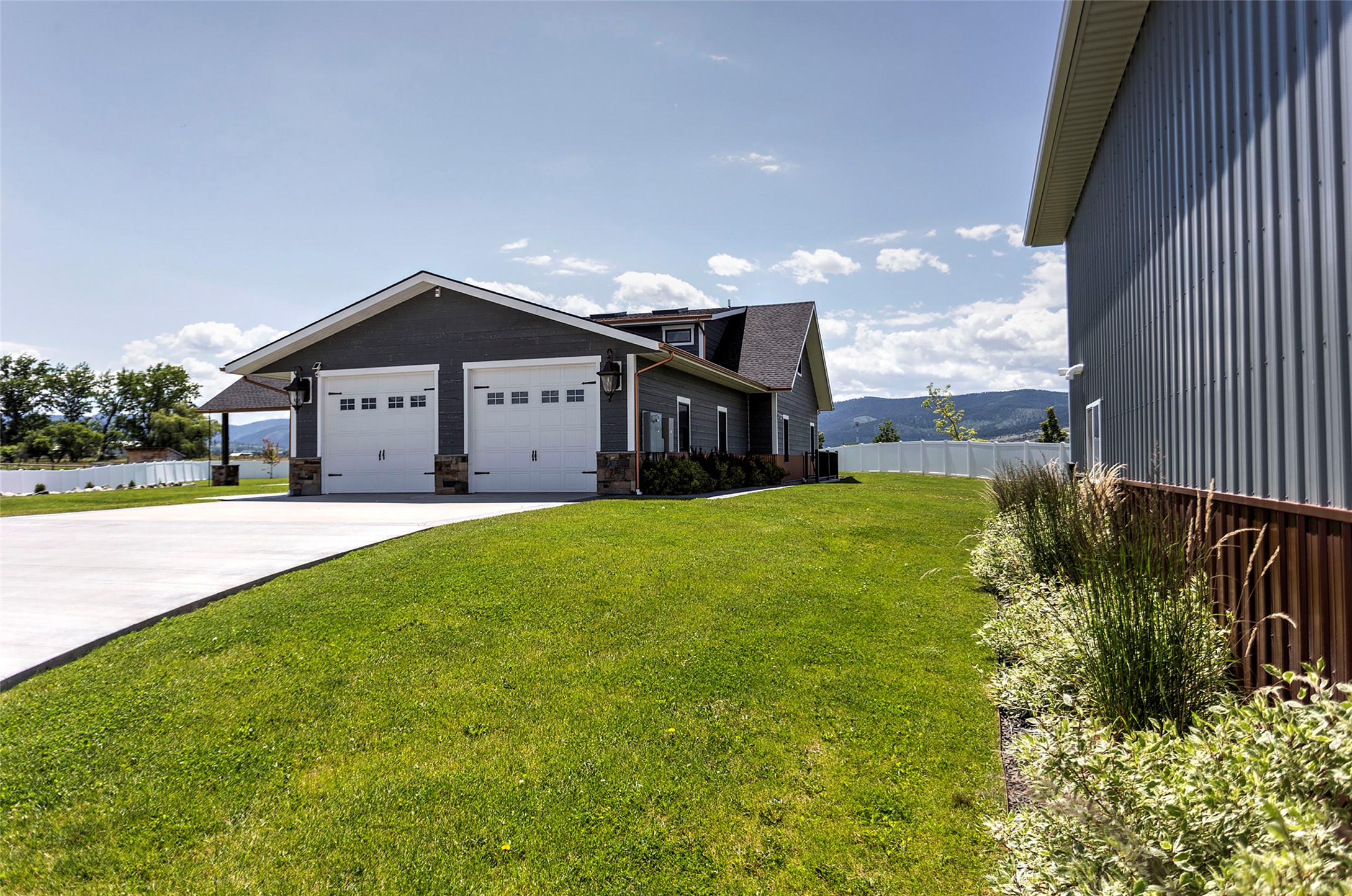 60951 Sparky Drive Property Photo 53