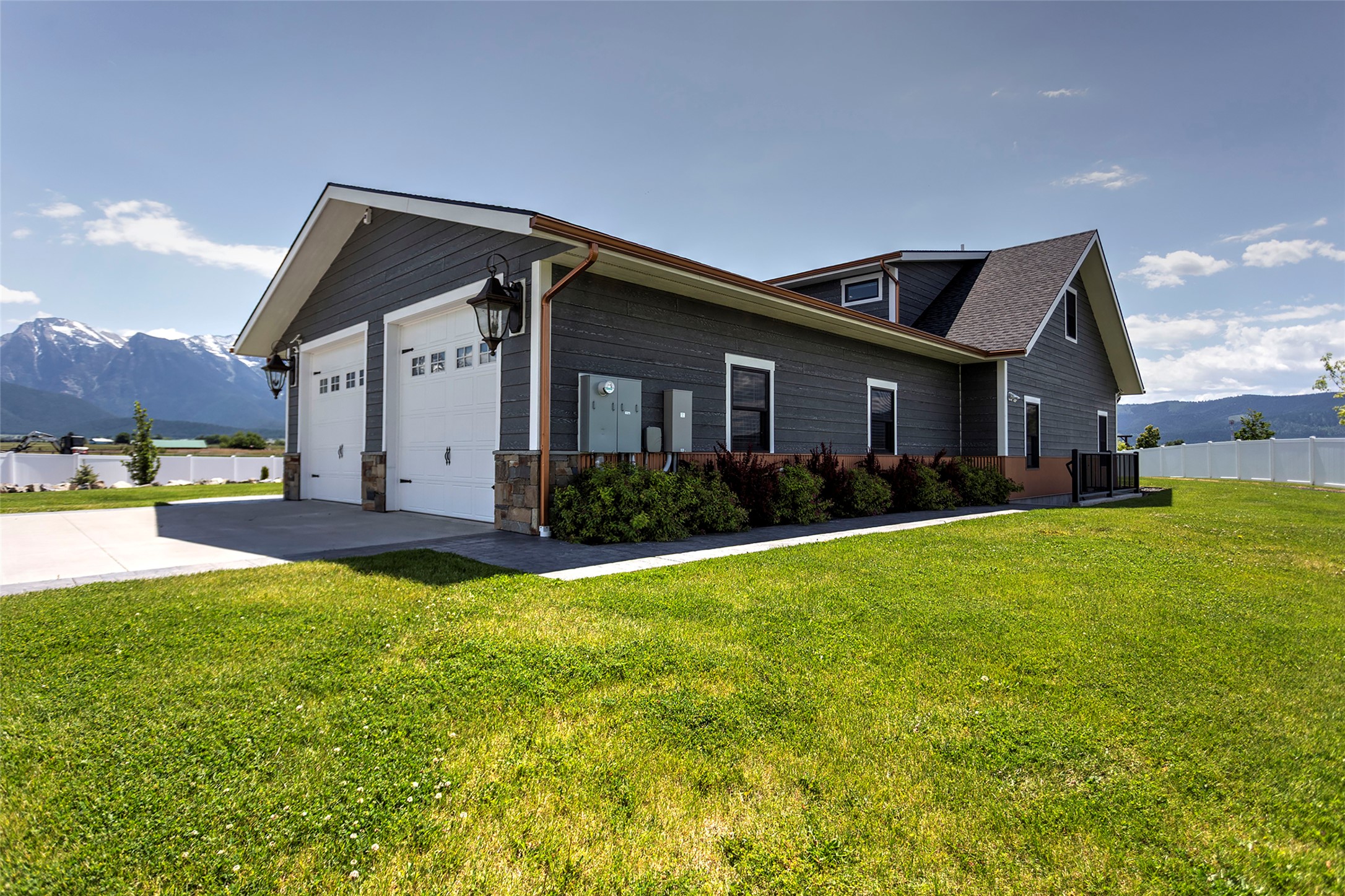 60951 Sparky Drive Property Photo 54