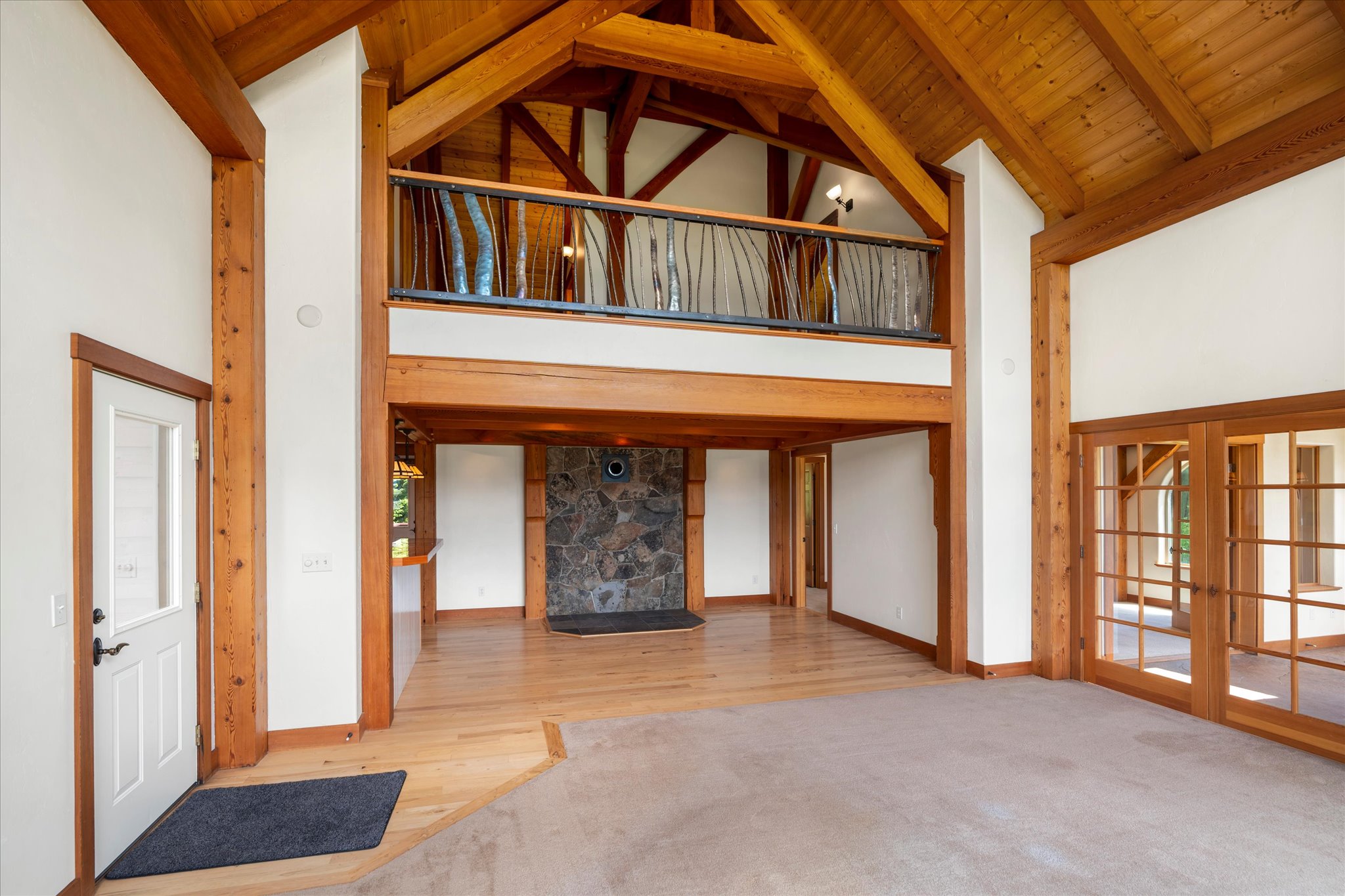 16029 Sunset Heights Drive Property Photo 9
