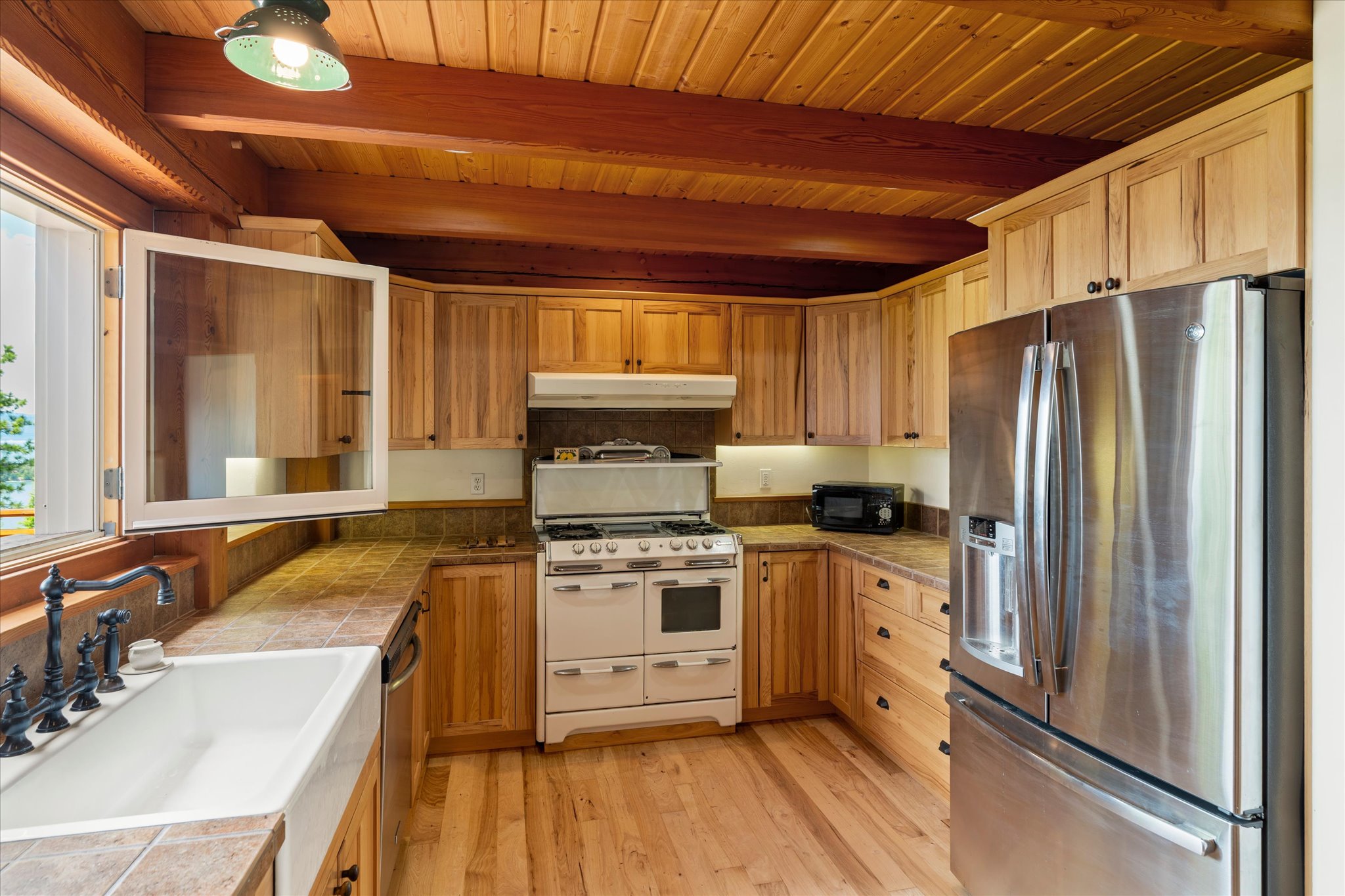 16029 Sunset Heights Drive Property Photo 14